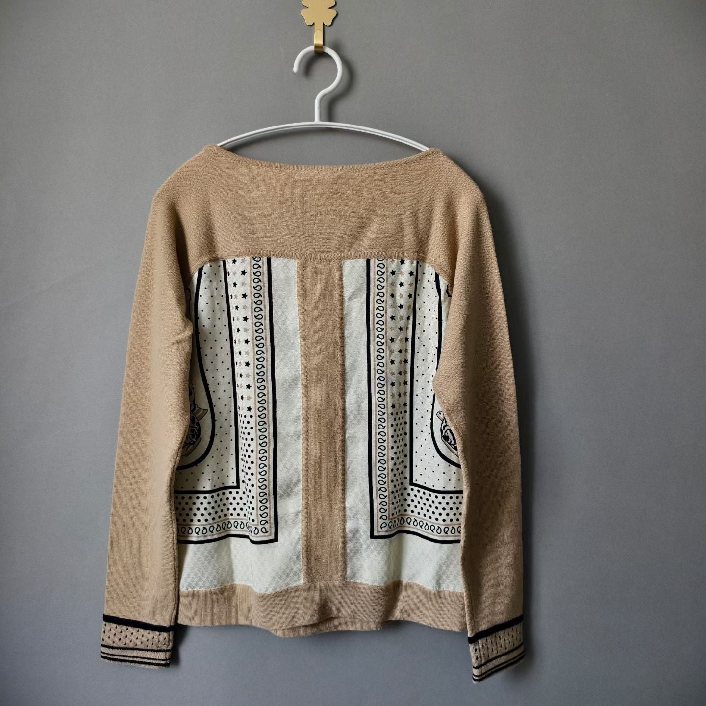 Hermès - Other - Cashmere - Beige - (34)