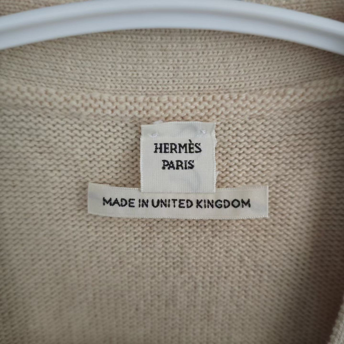 Hermès - Other - Cashmere - Beige - (38)