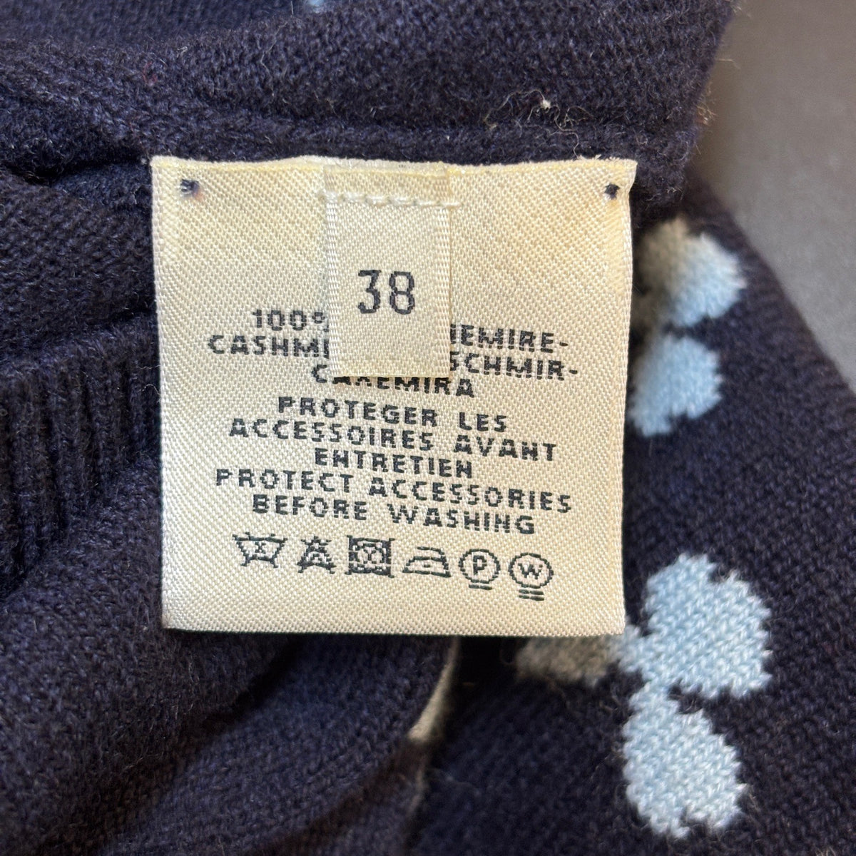 Hermès - Other - Cashmere - Navy - (38)