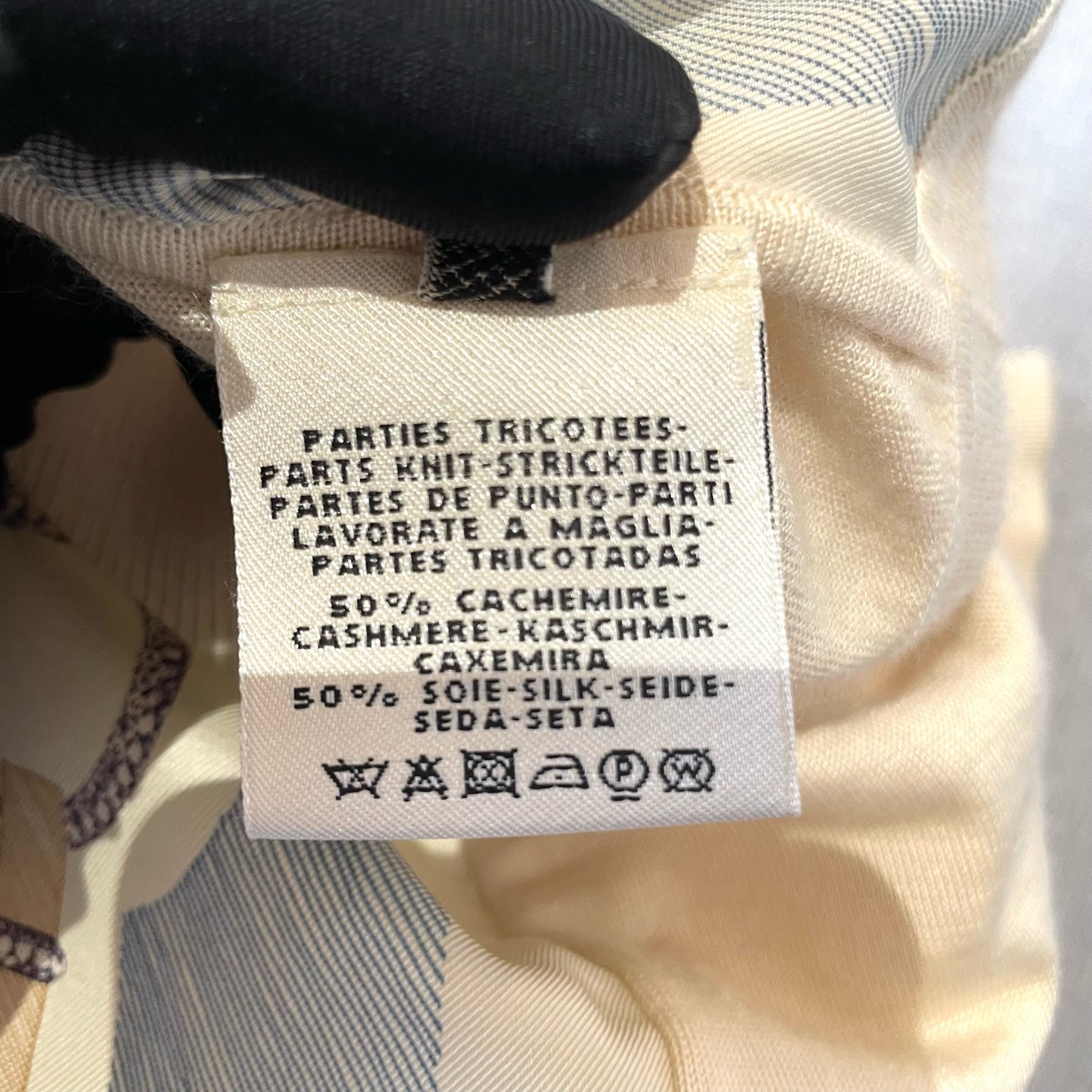 Hermès - Other - Cashmere - White - (34)