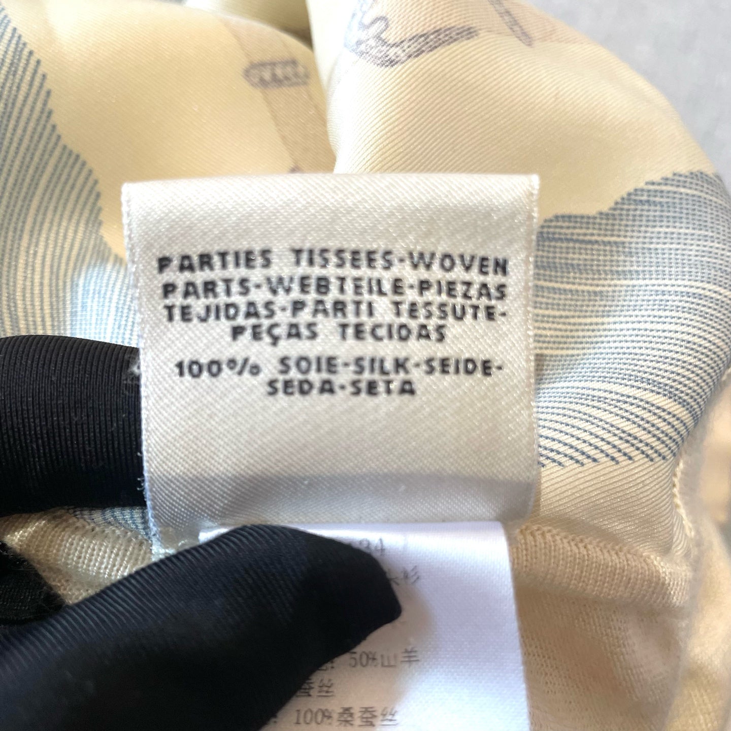 Hermès - Other - Cashmere - White - (34)