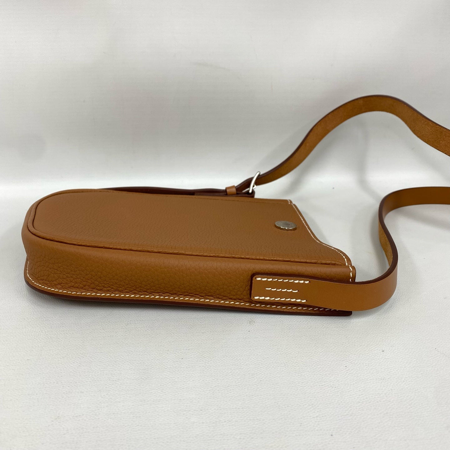 Hermès - Other - Grained leather - Gold Brown with Silver-Tone Hardware - (Small)