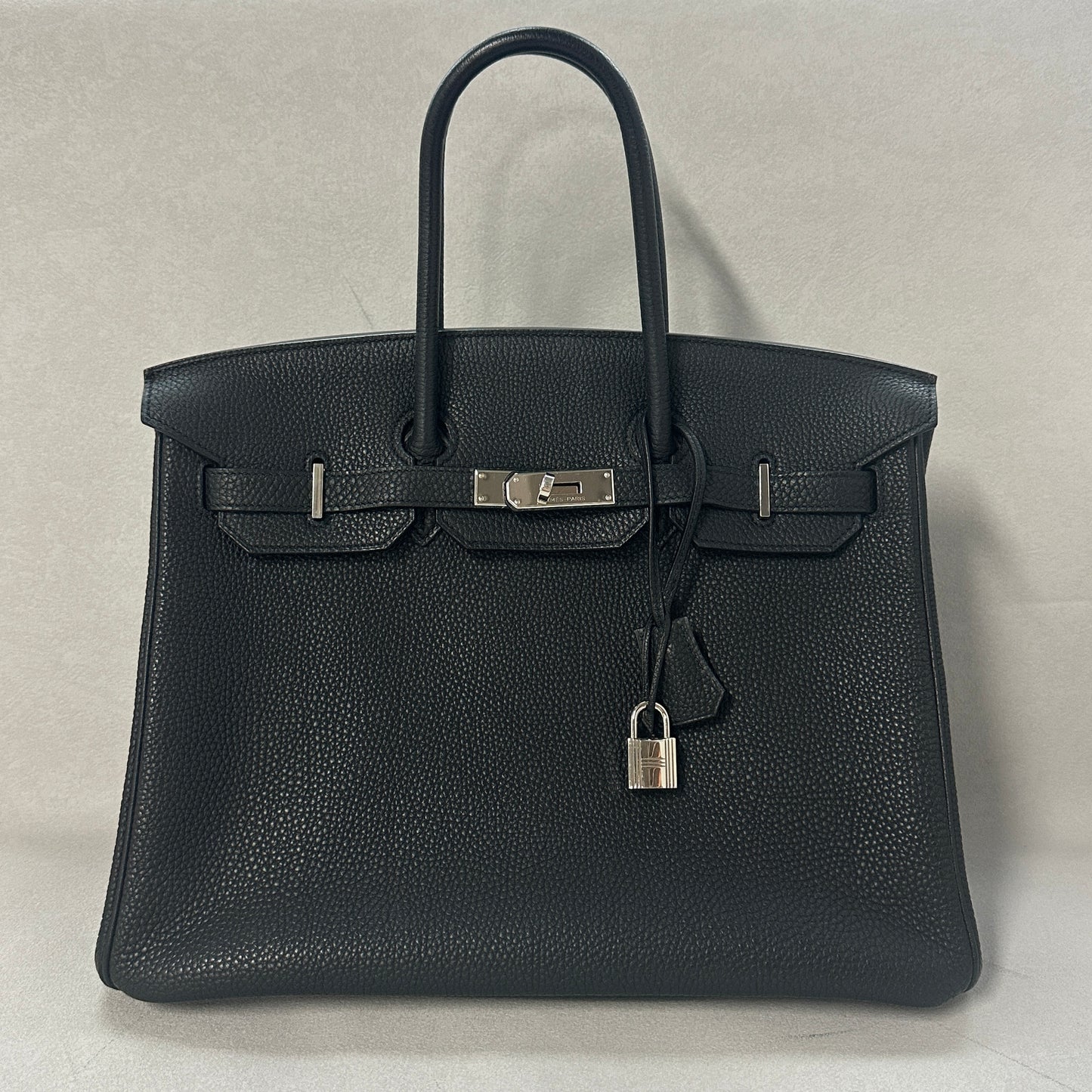 Hermès - Other - Leather - Black - (35)