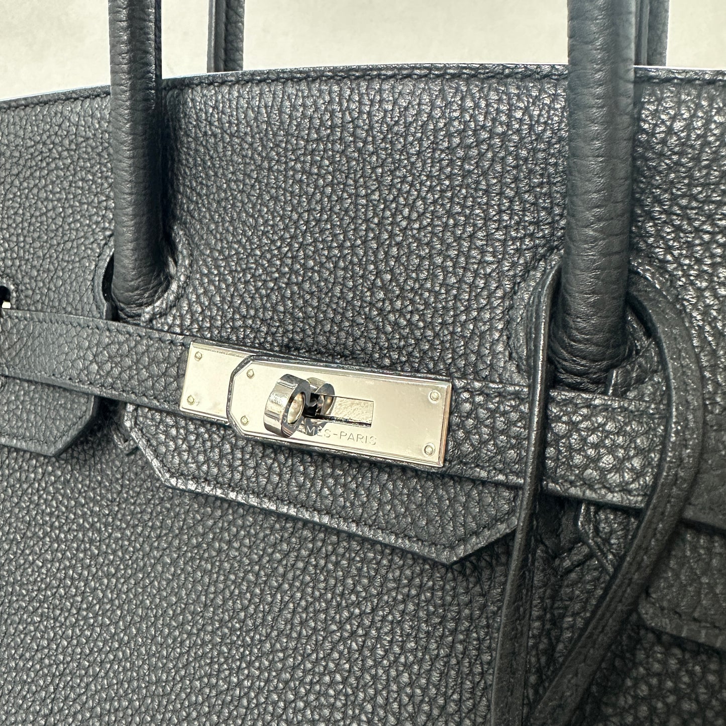 Hermès - Other - Leather - Black - (35)