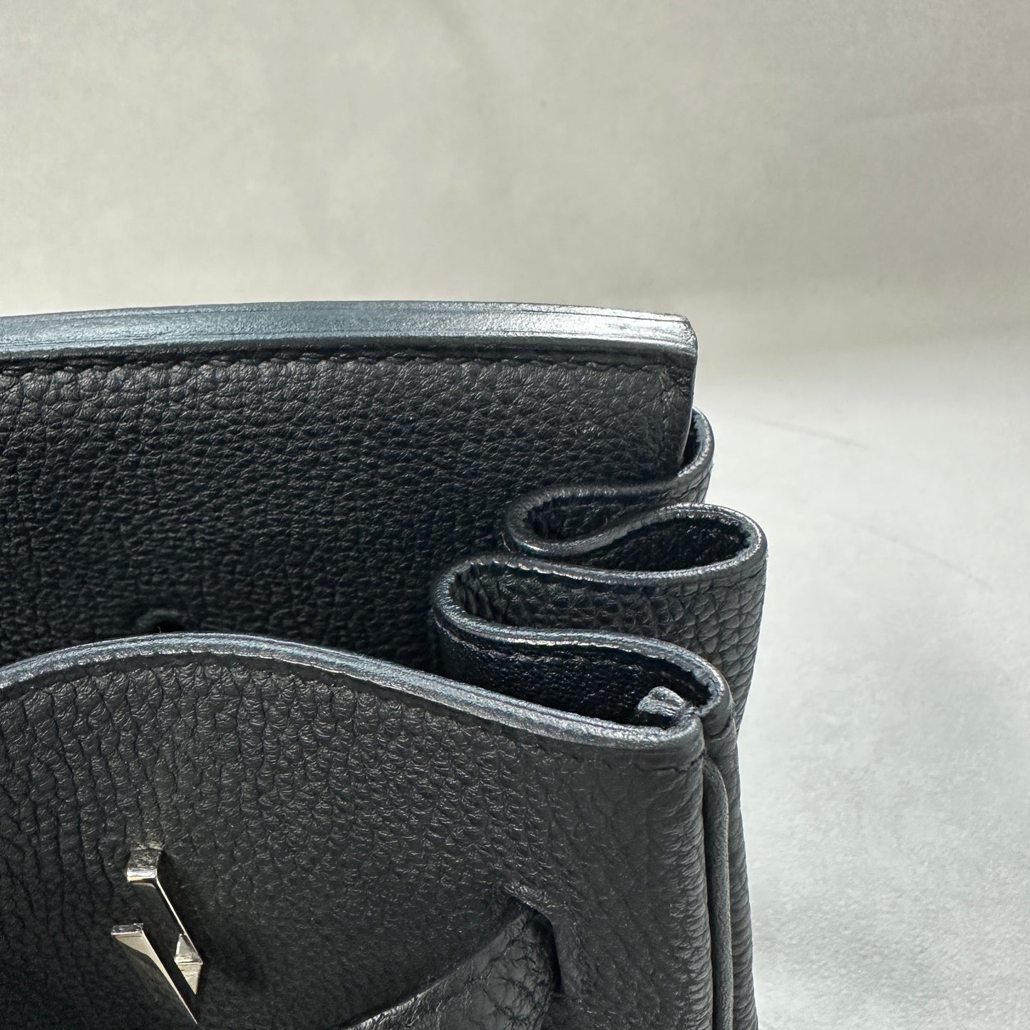 Hermès - Other - Leather - Black - (35)