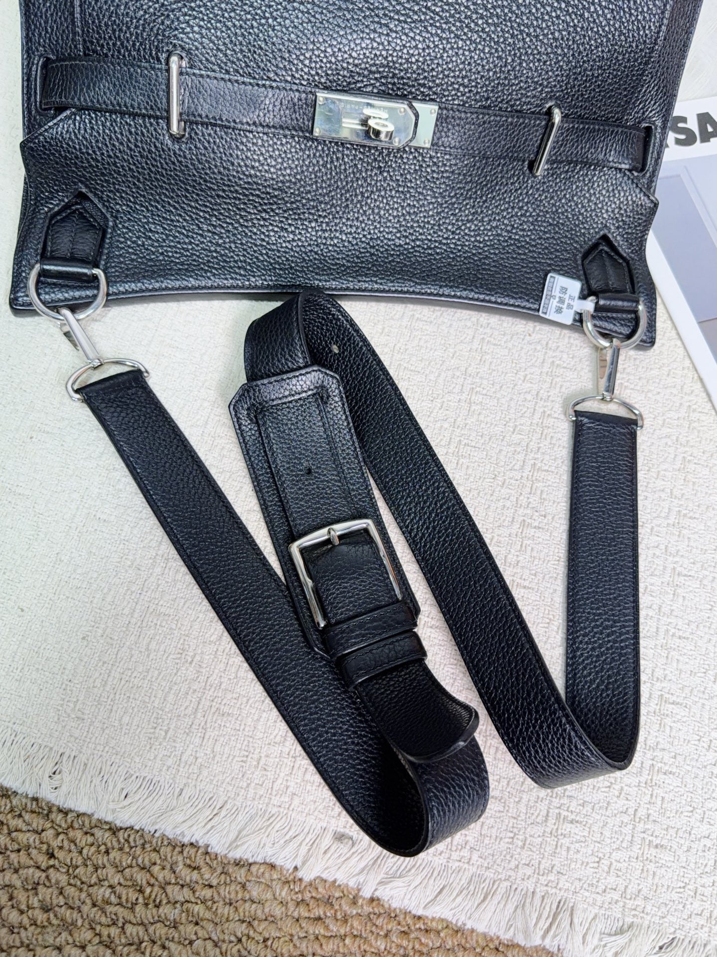 Hermès - Other - Leather - Black - (medium)