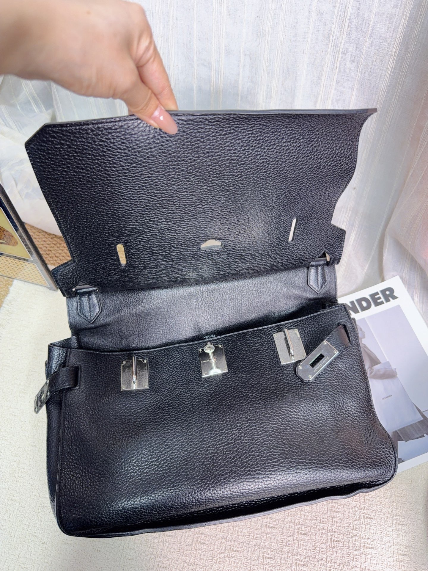 Hermès - Other - Leather - Black - (medium)