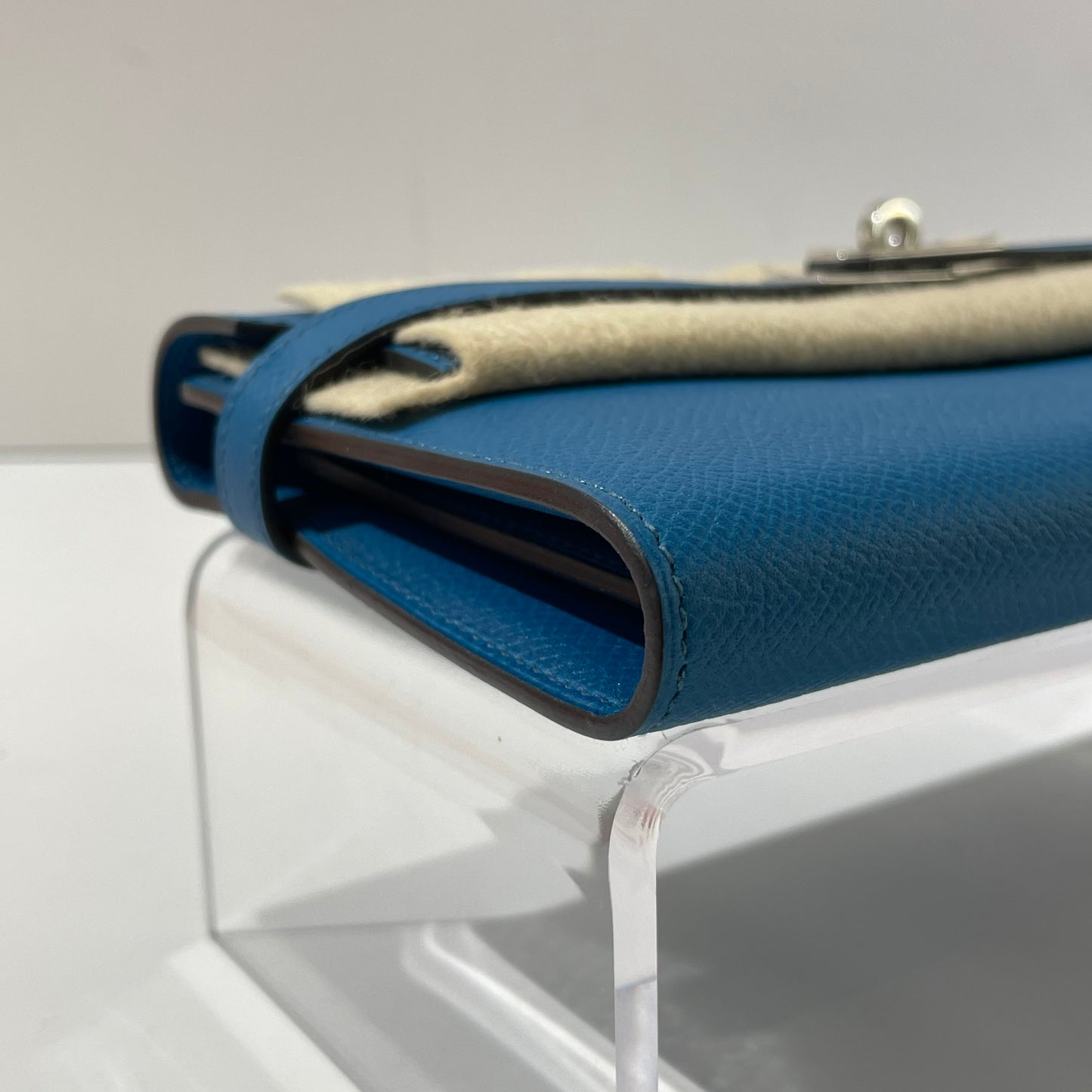 Hermès - Other - Leather - Blue - (Other)