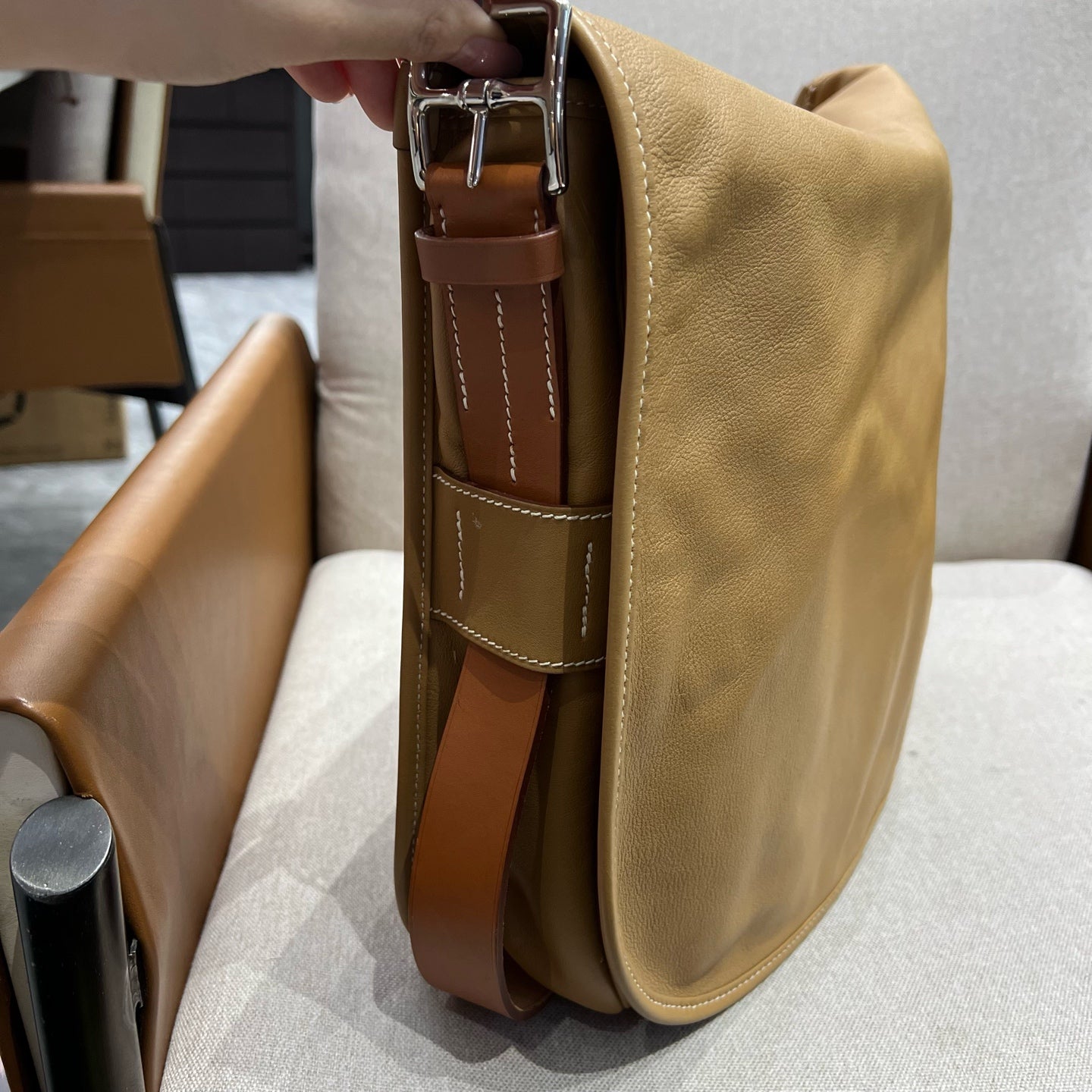 Hermès - Other - Leather - Camel - (large)