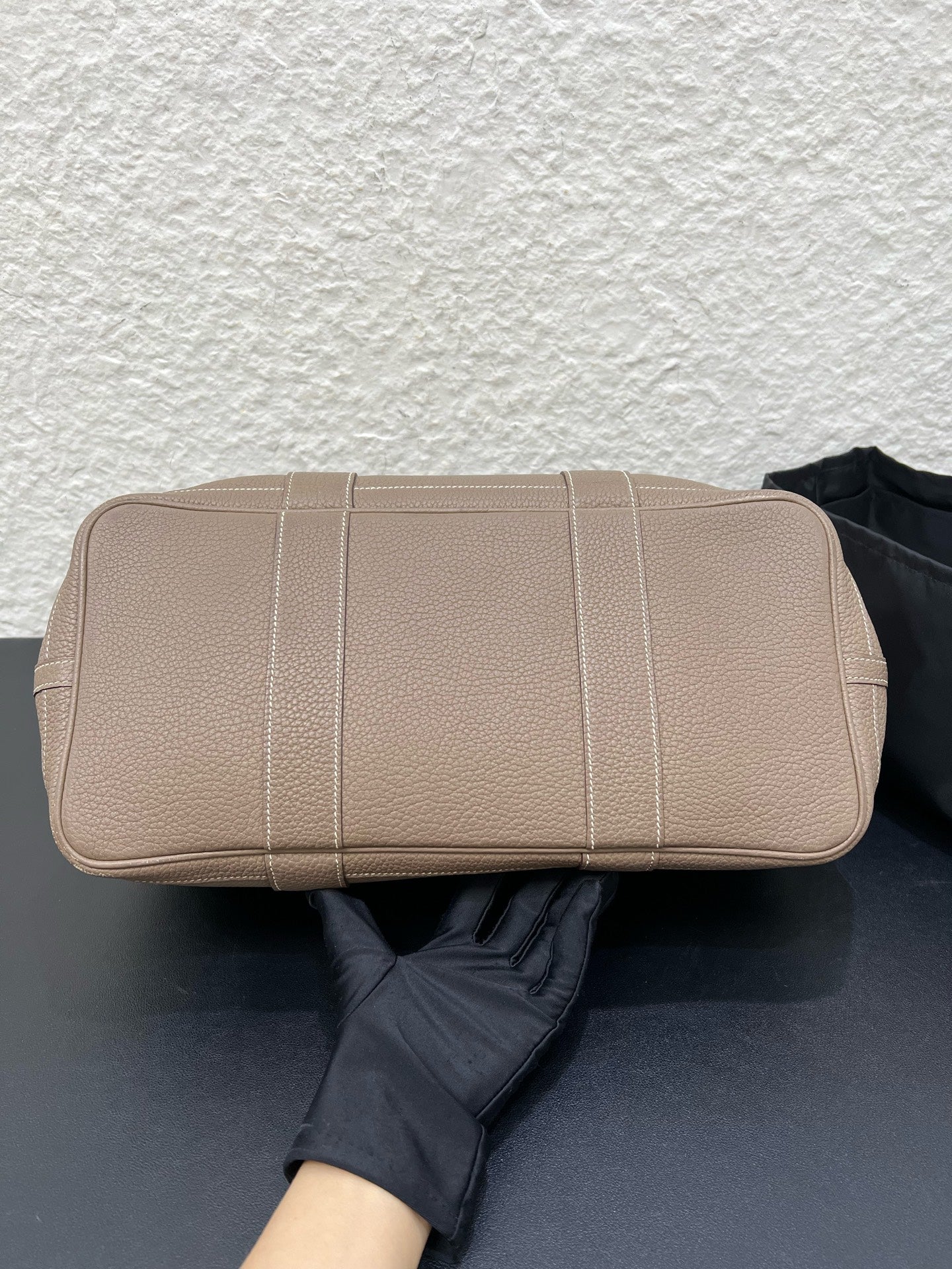 Hermes - Other - Leather - Grey - (medium)
