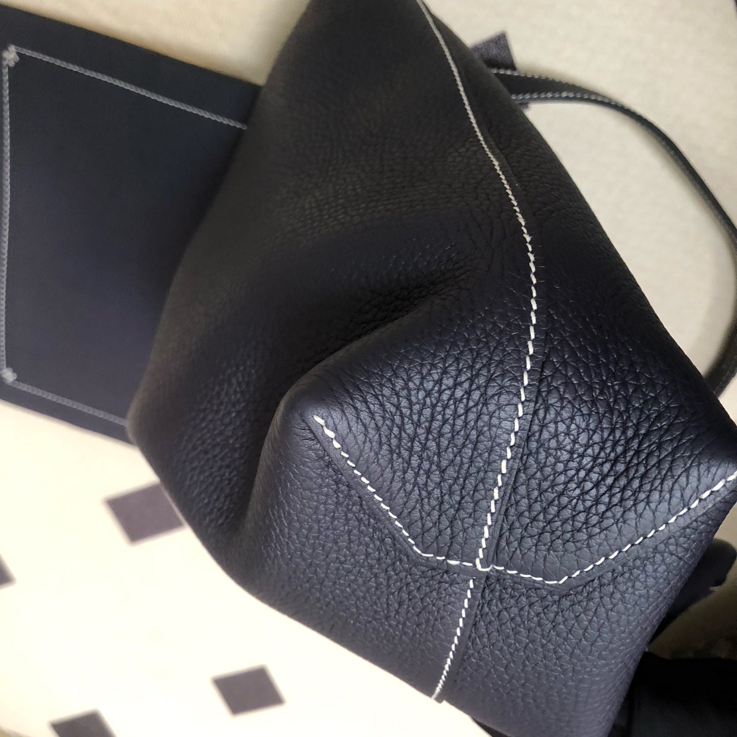 Hermes - Other - Leather - Navy - (medium)
