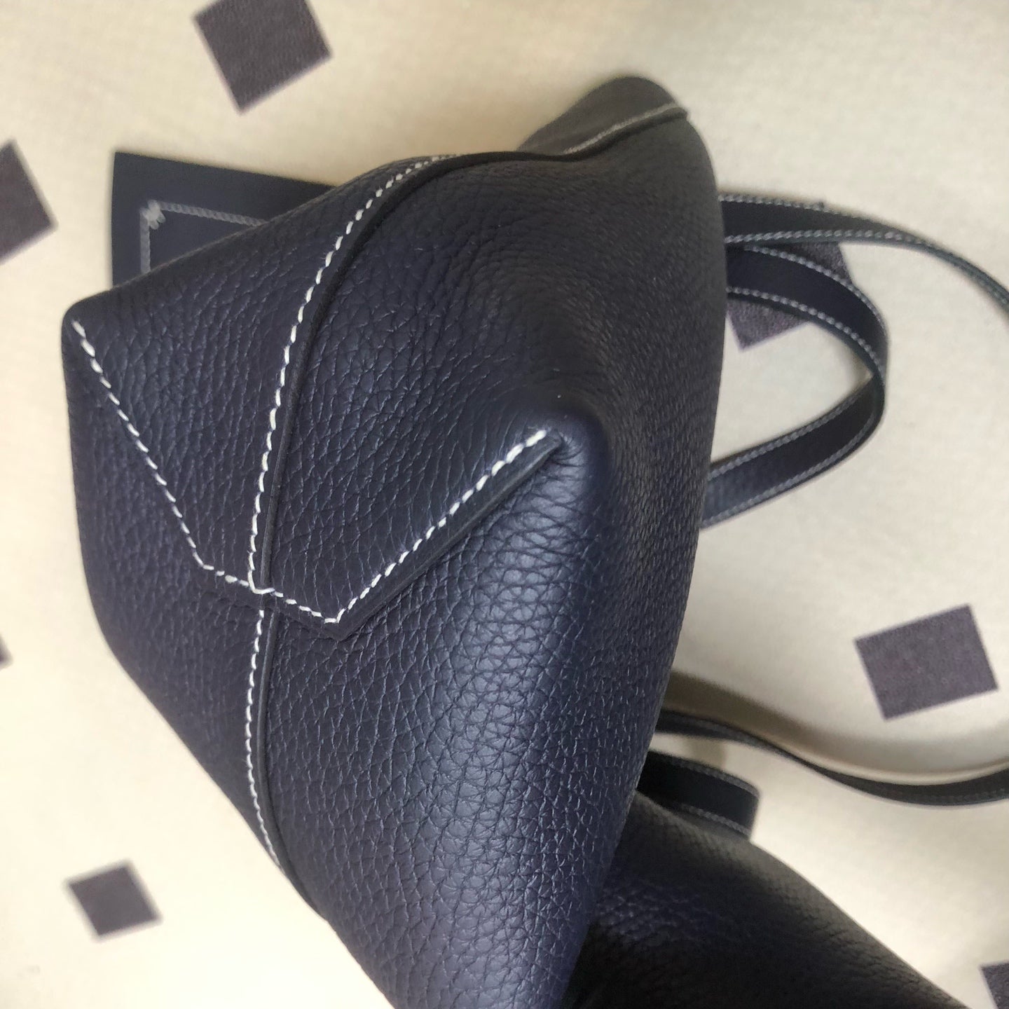 Hermes - Other - Leather - Navy - (medium)