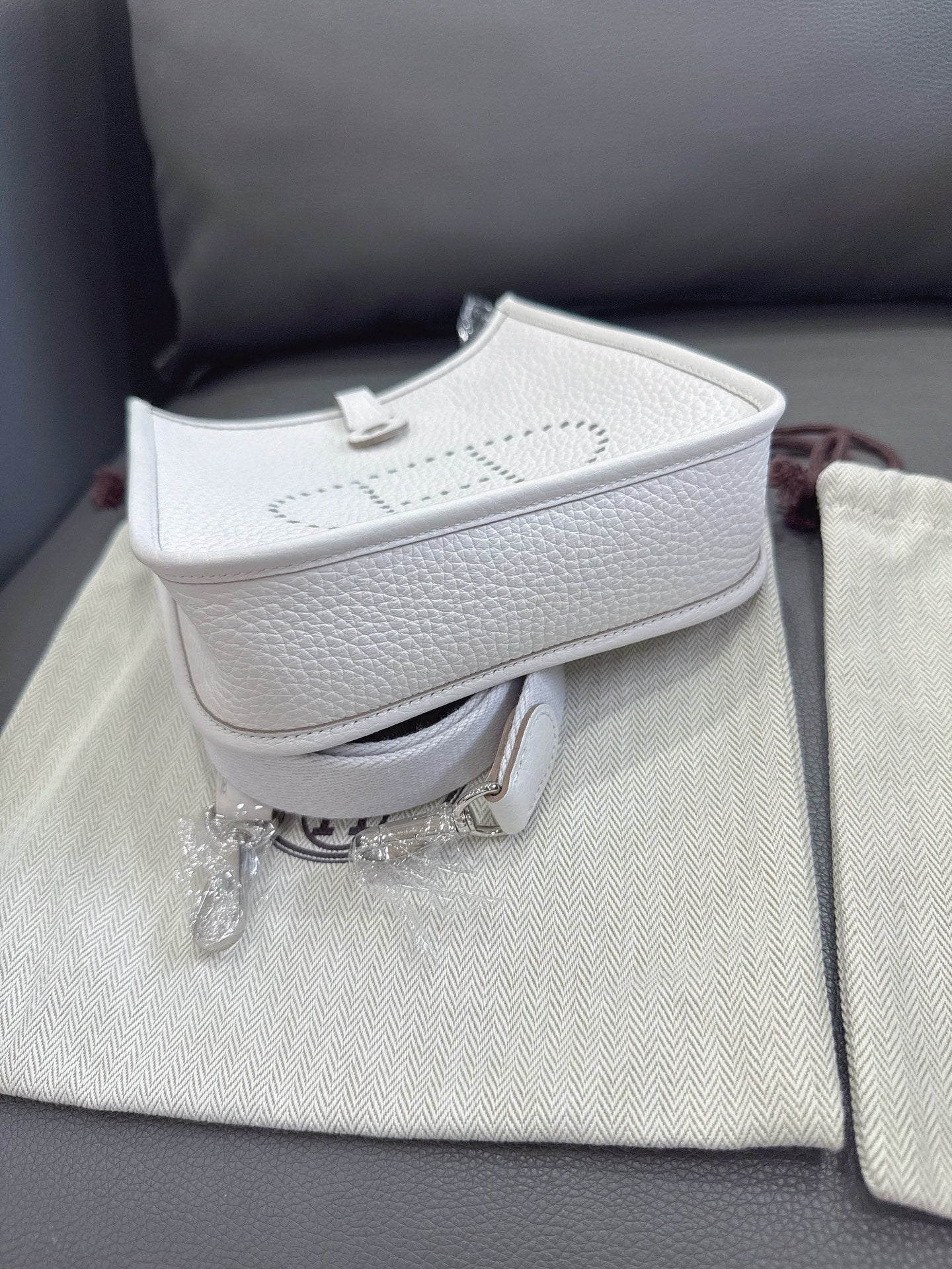 Hermès - Other - Leather - White - (mini)