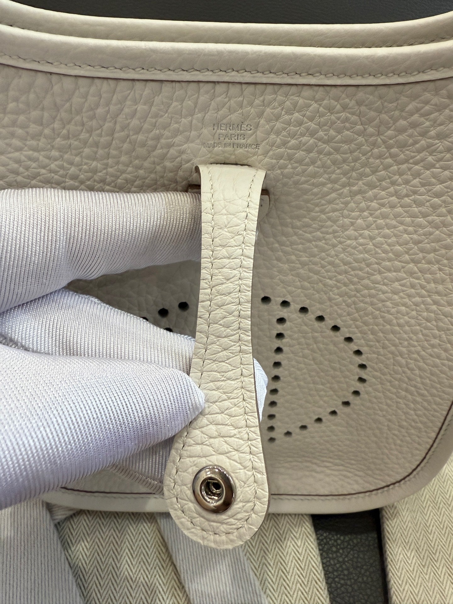 Hermès - Other - Leather - White - (mini)