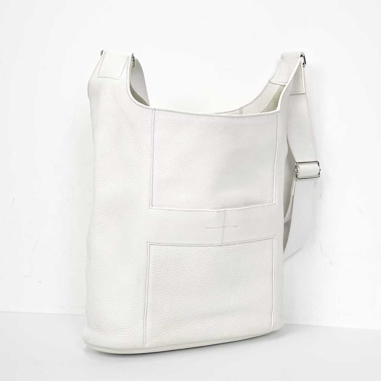 Hermes - Other - Leather - White - (Other)