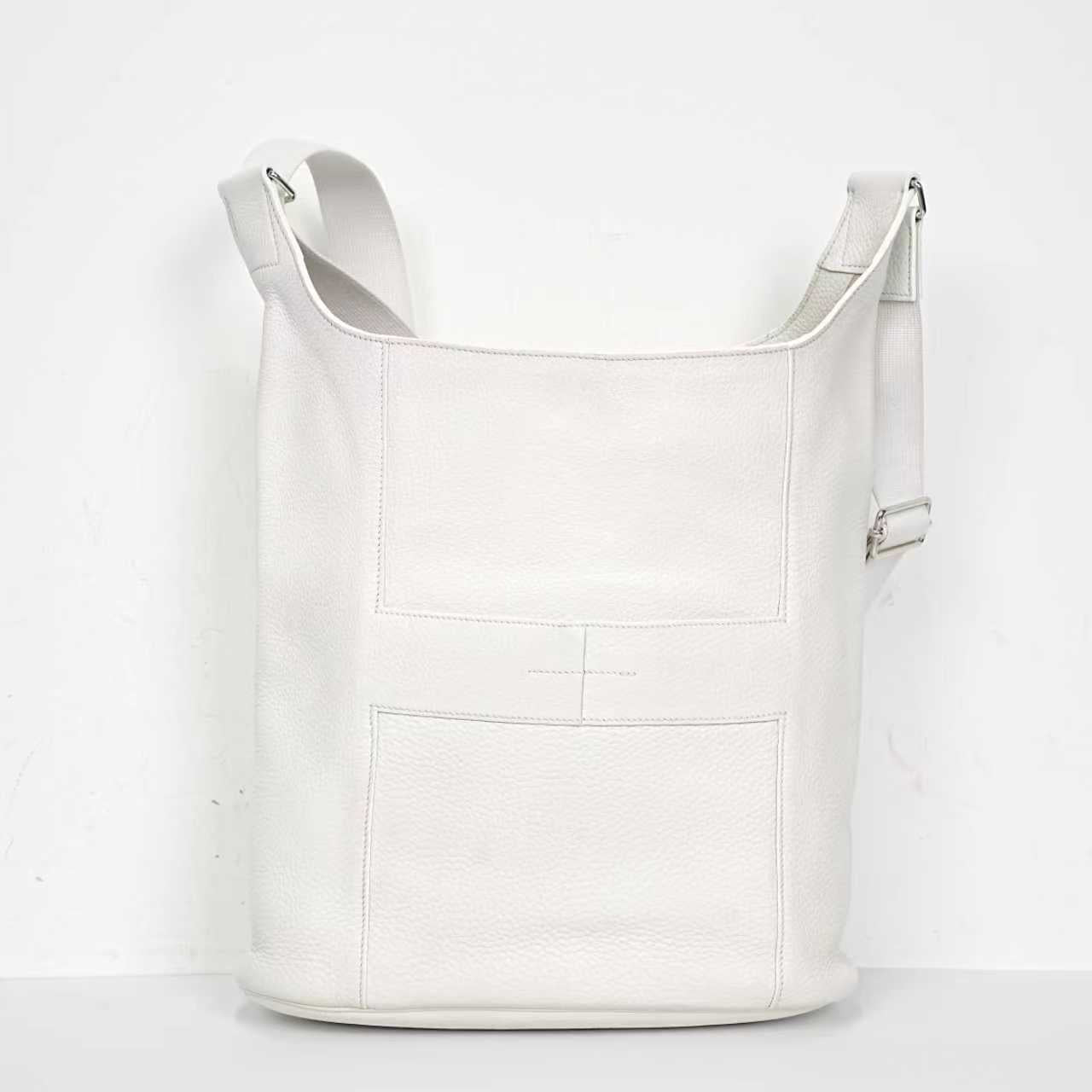 Hermes - Other - Leather - White - (Other)