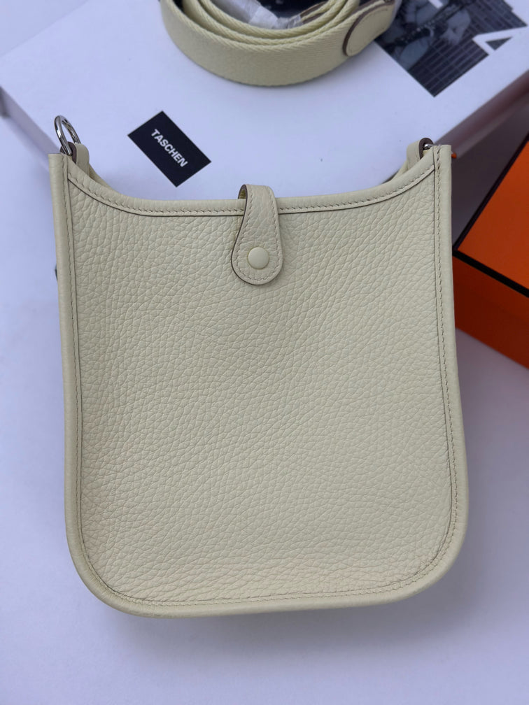 Hermès - Other - Leather - Yellow - (mini)
