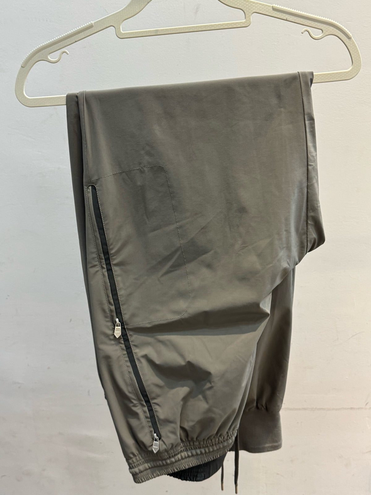 Hermès - Other - Polyamide - Grey - (42)