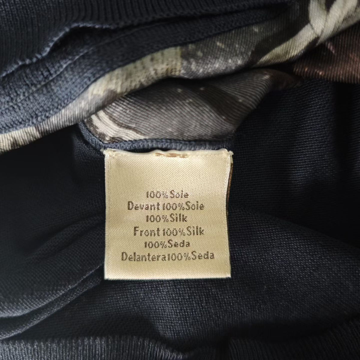 Hermès - Other - Silk - Navy - (M)