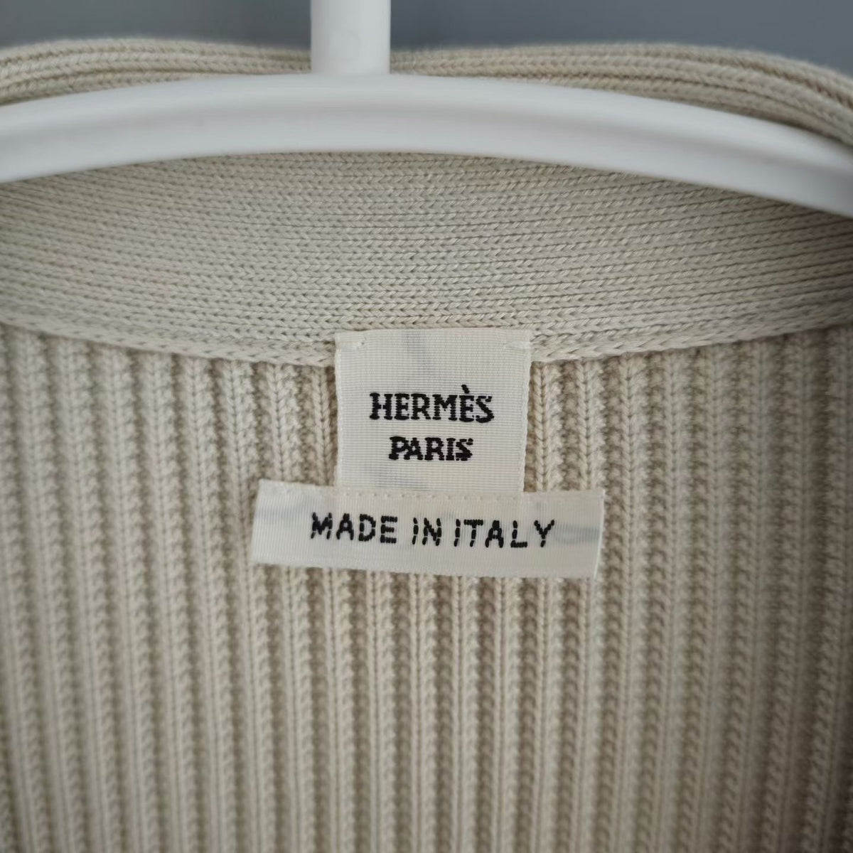 Hermès - Other - Viscose - Beige - (38)