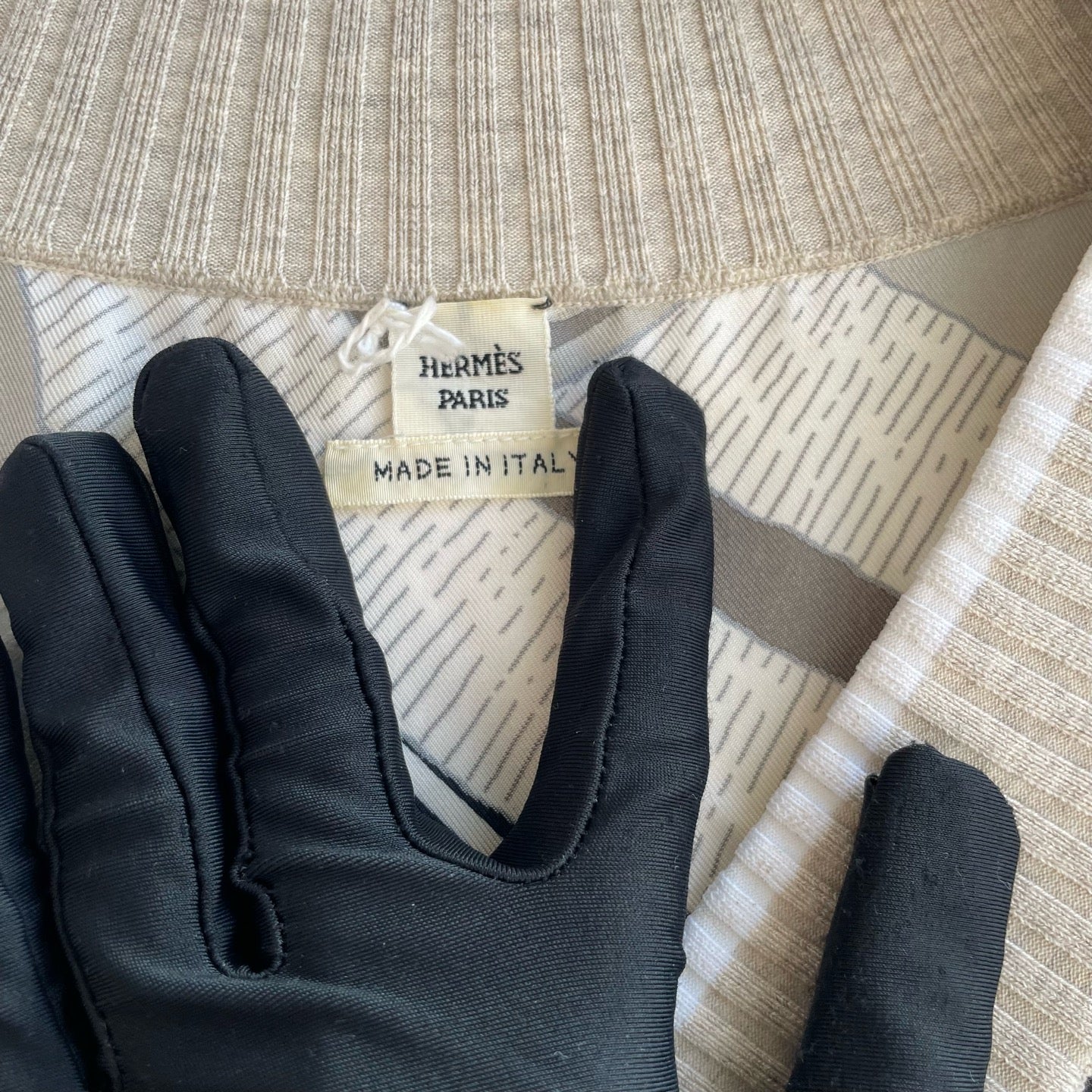 Hermès - Other - Wool - Beige - (34)