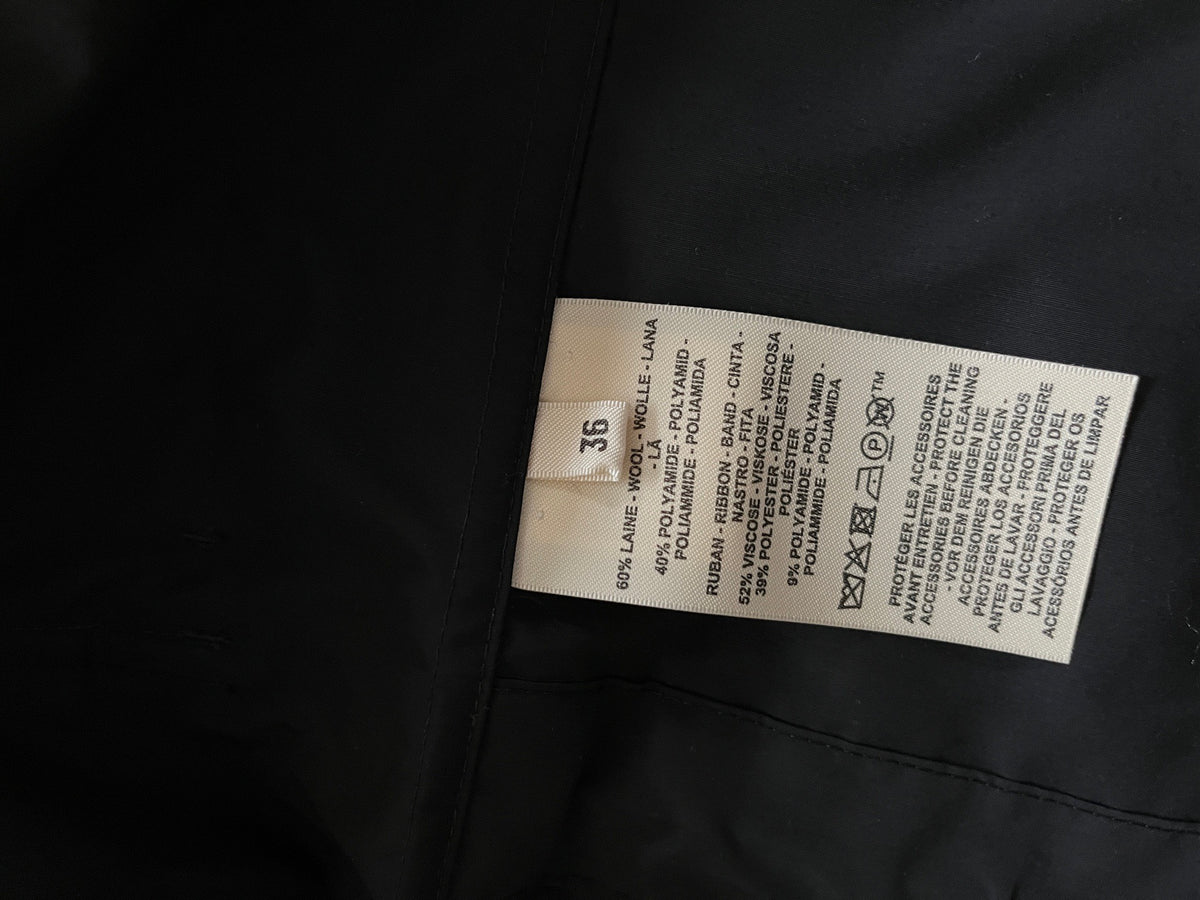 Hermès - Other - Wool - Black - (36)