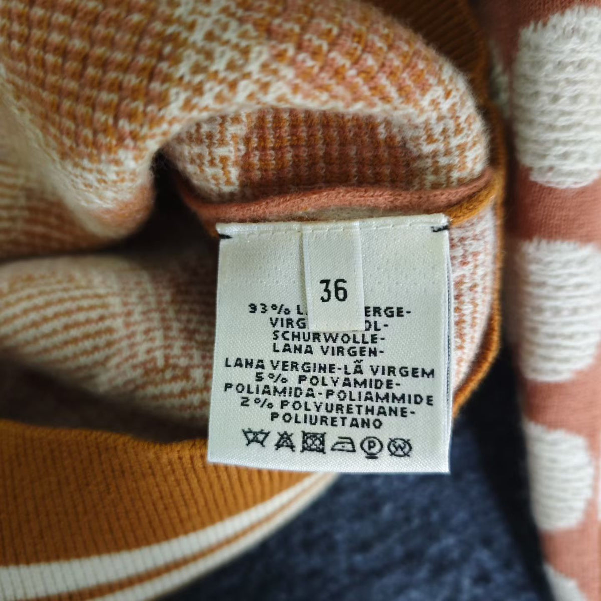 Hermès - Other - Wool - Brown - (36)