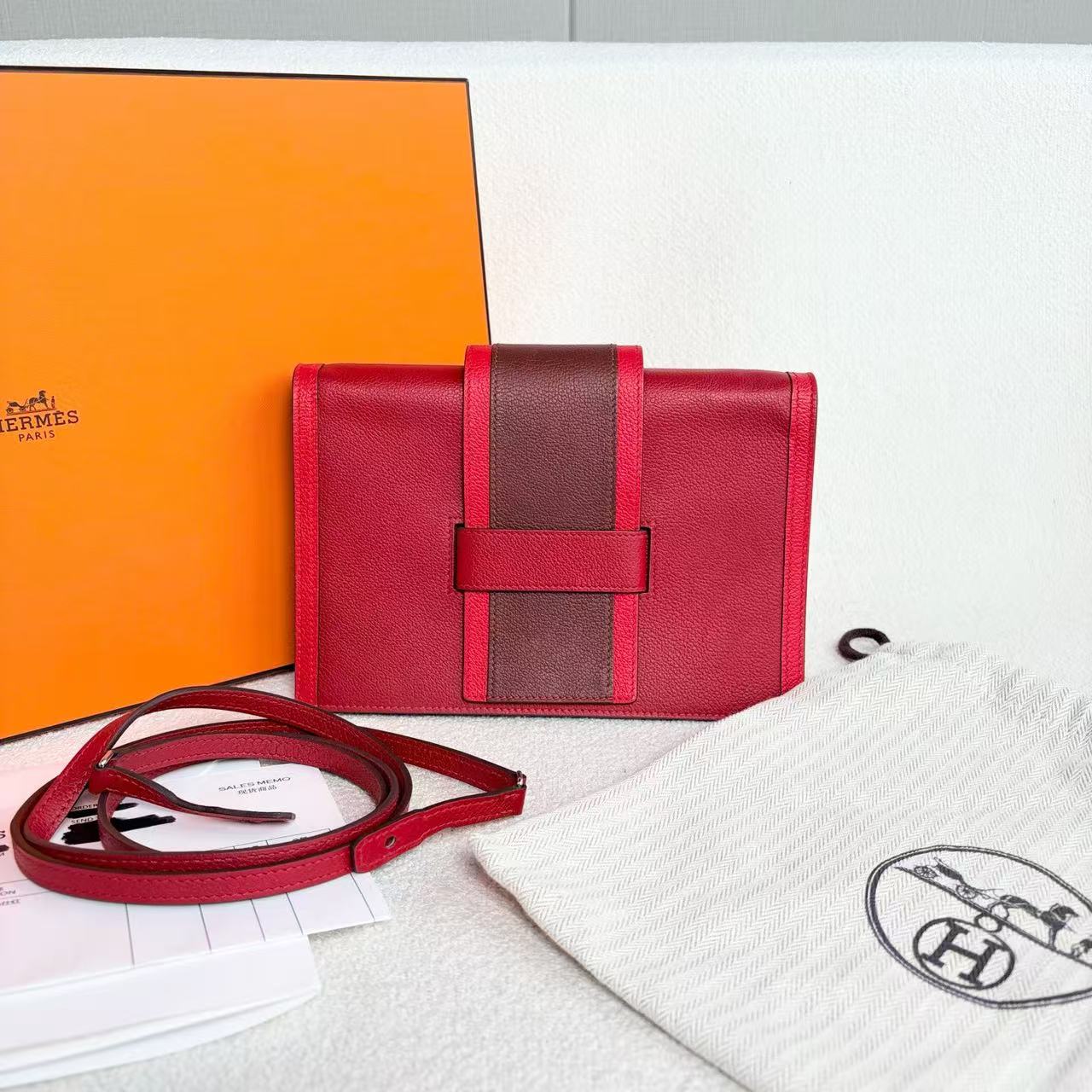 Hermès - Passant - Evercolor leather - Red - (Small)
