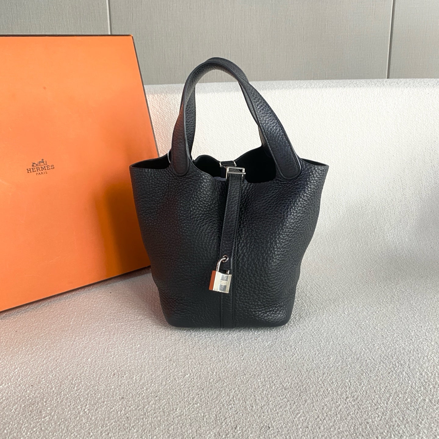 Hermes - Picotin - Leather - Black - (Small)