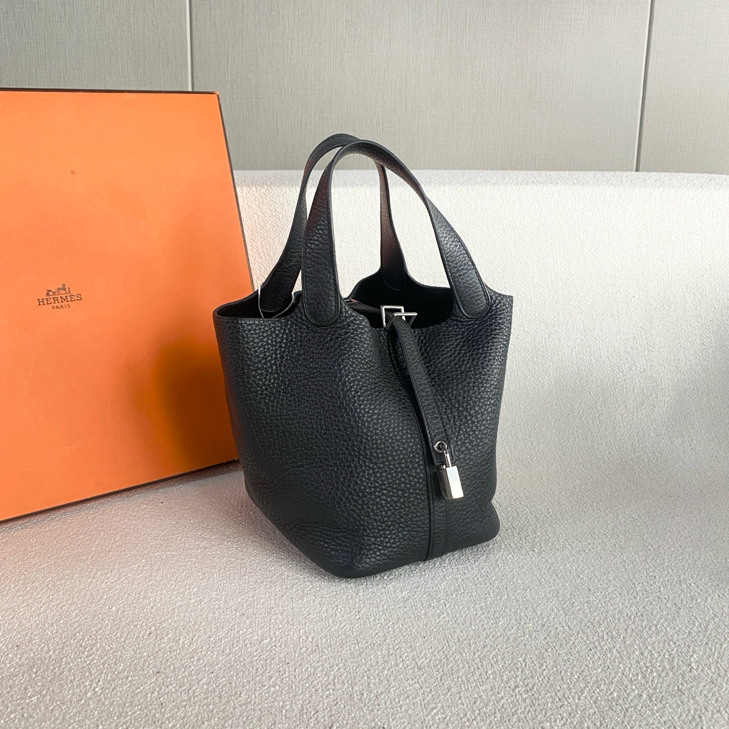 Hermes - Picotin - Leather - Black - (Small)