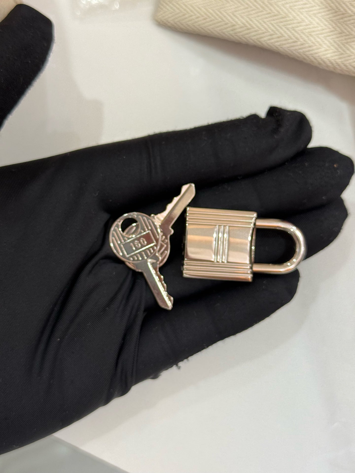 Hermès - Picotin Lock 18 - Clemence leather - Nata (Cream White) with Bi-color Handles - (Mini)