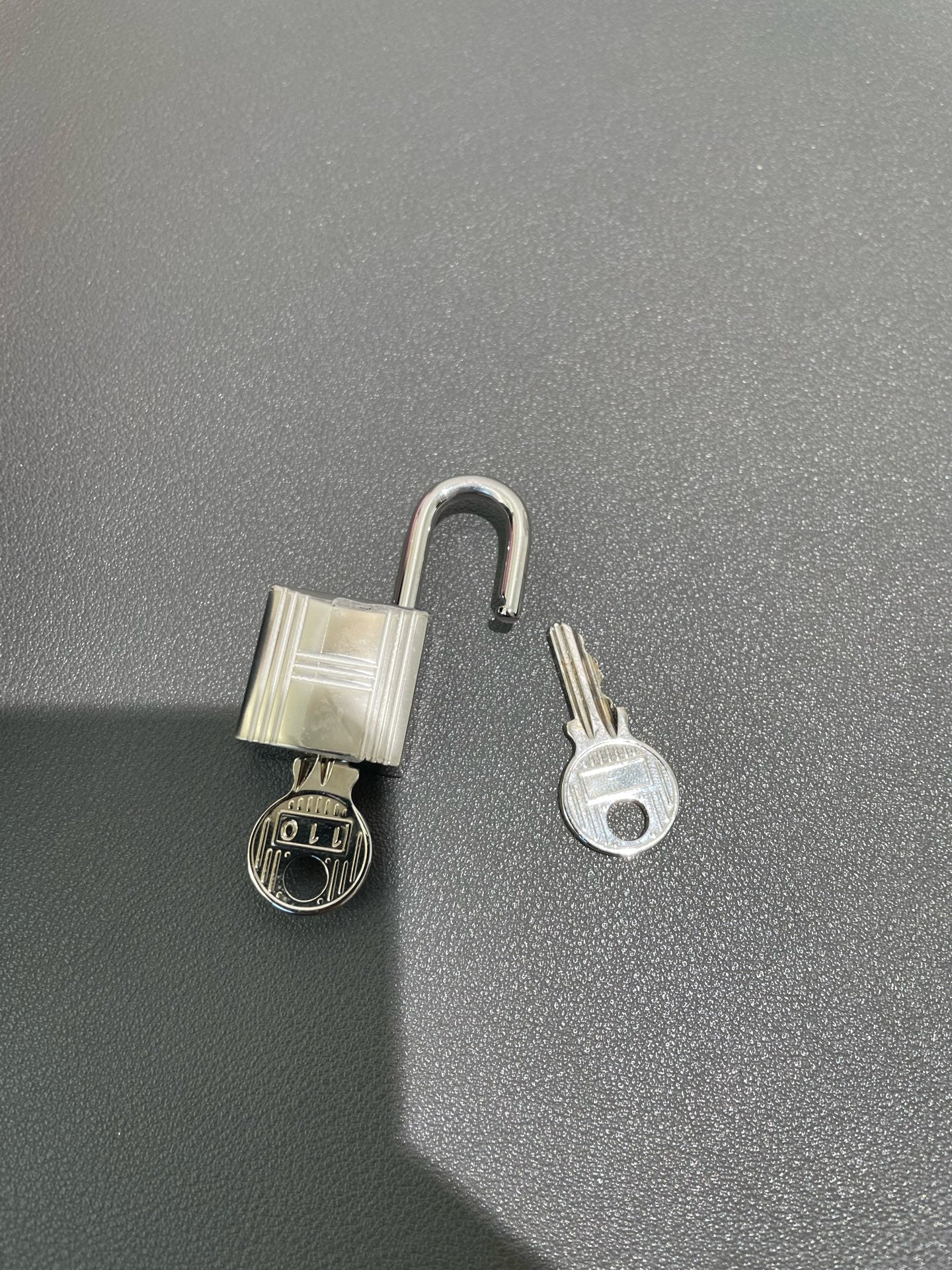 Hermès - Picotin Lock 18 - Leather - Pink - (mini)