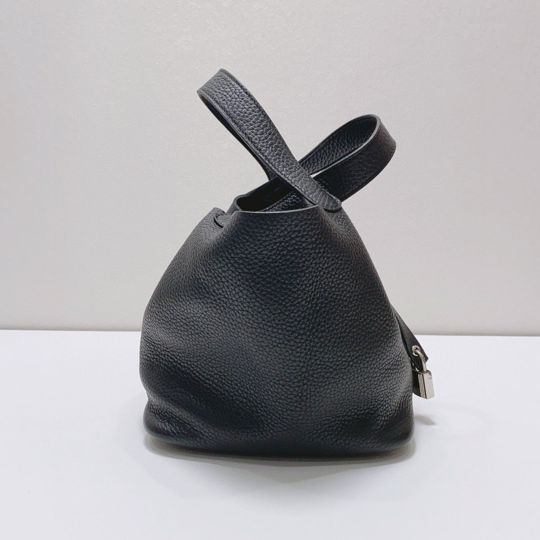 Hermès - Picotin Lock 18 - Taurillon Clemence leather - Black with Palladium Hardware - (Mini)