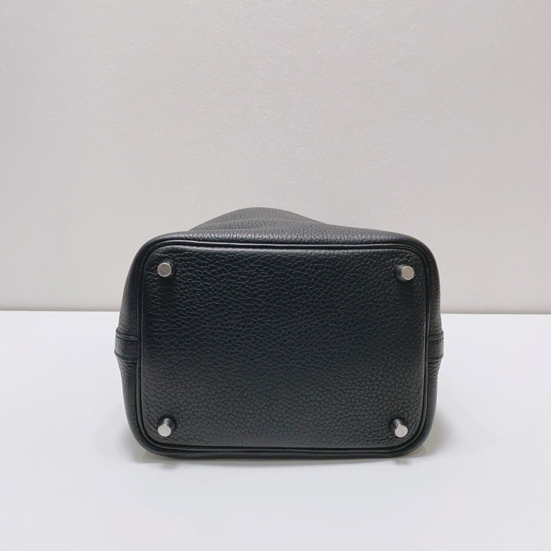 Hermès - Picotin Lock 18 - Taurillon Clemence leather - Black with Palladium Hardware - (Mini)