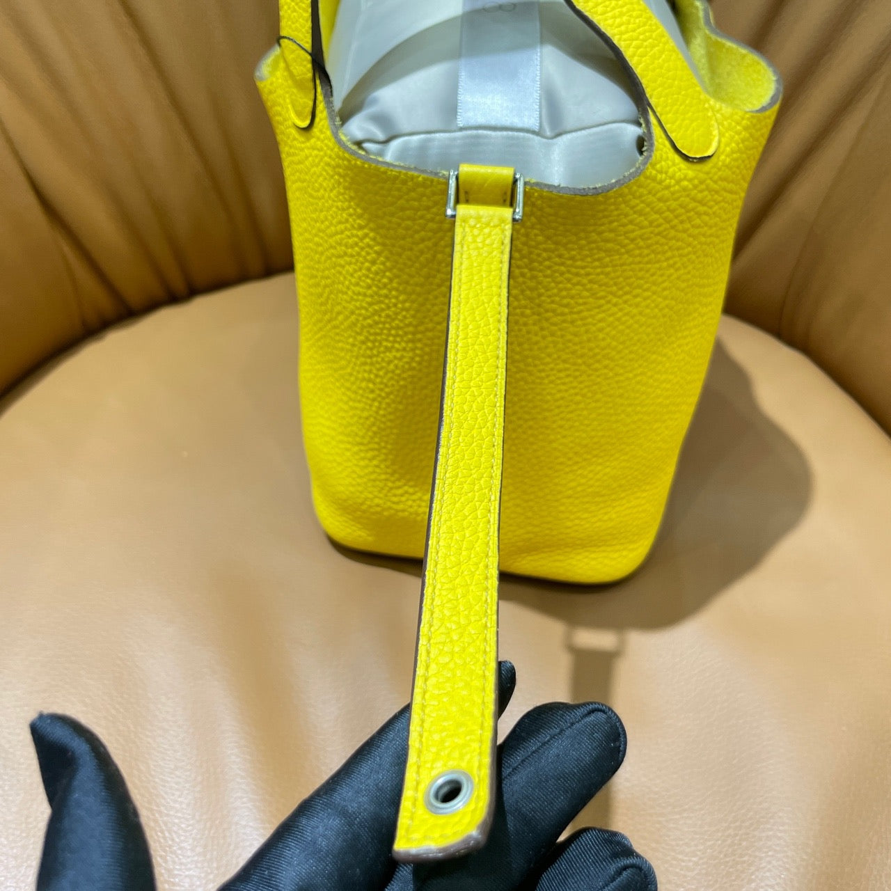 Hermès - Picotin Lock 18 - Togo leather - Lemon Yellow - (Small)