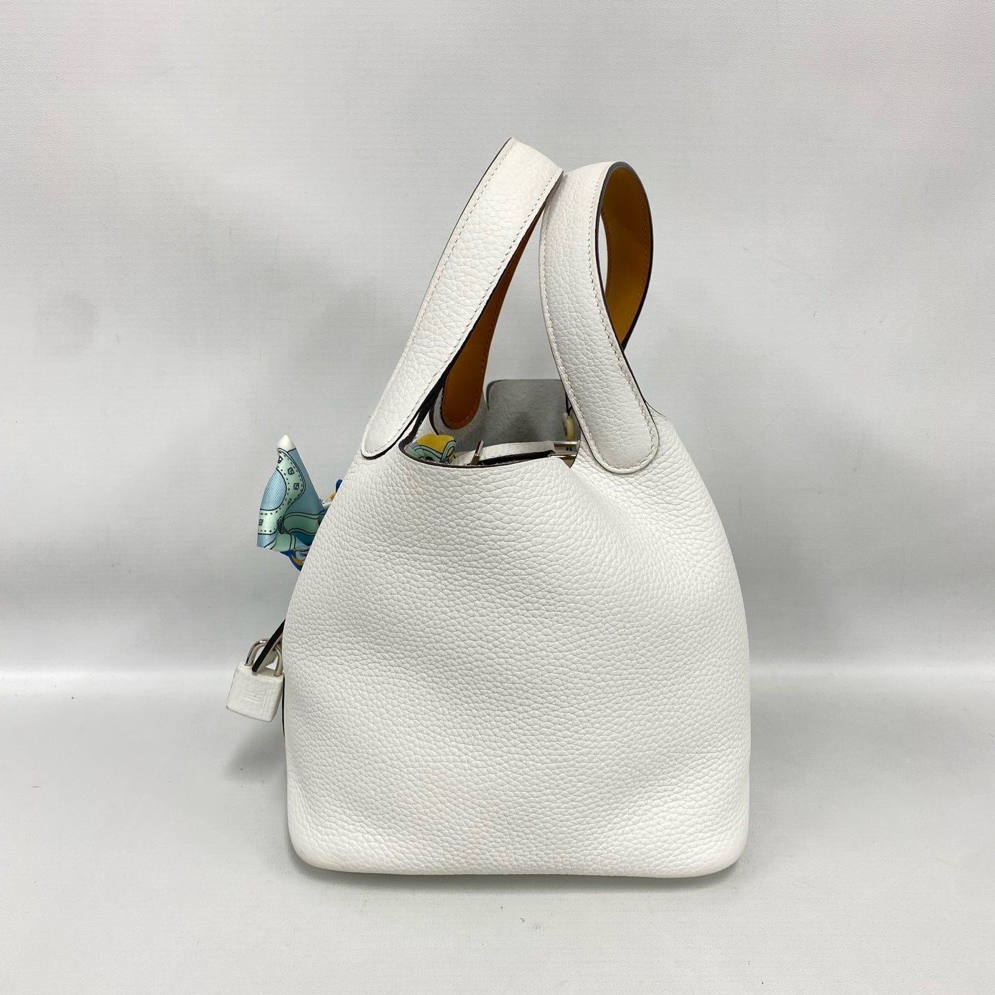 Hermès - Picotin Lock 18 - Togo leather - White with Palladium Hardware - (Mini)