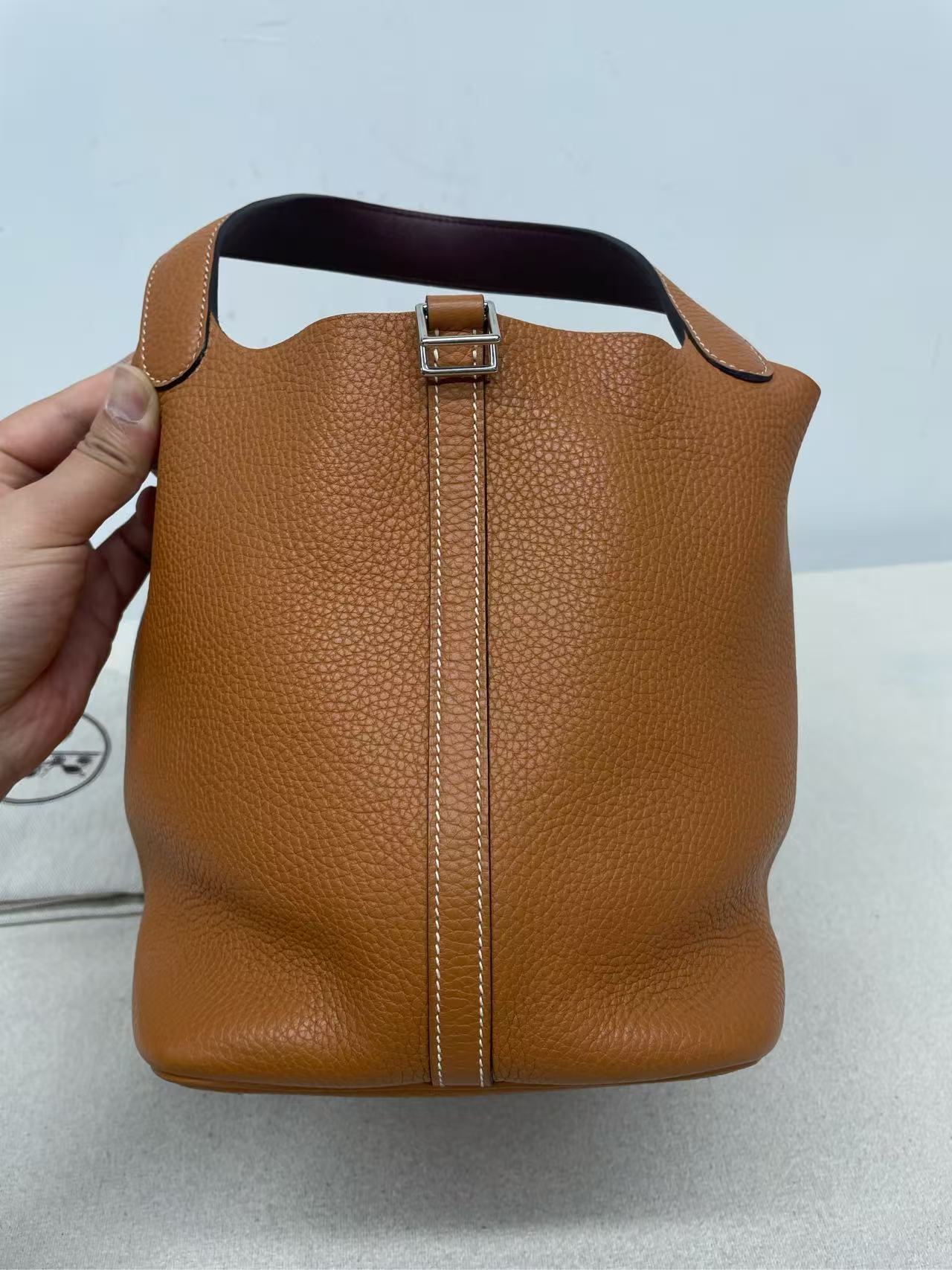 Hermès - Picotin Lock 22 - Grained Clemence leather - Camel - (Medium)