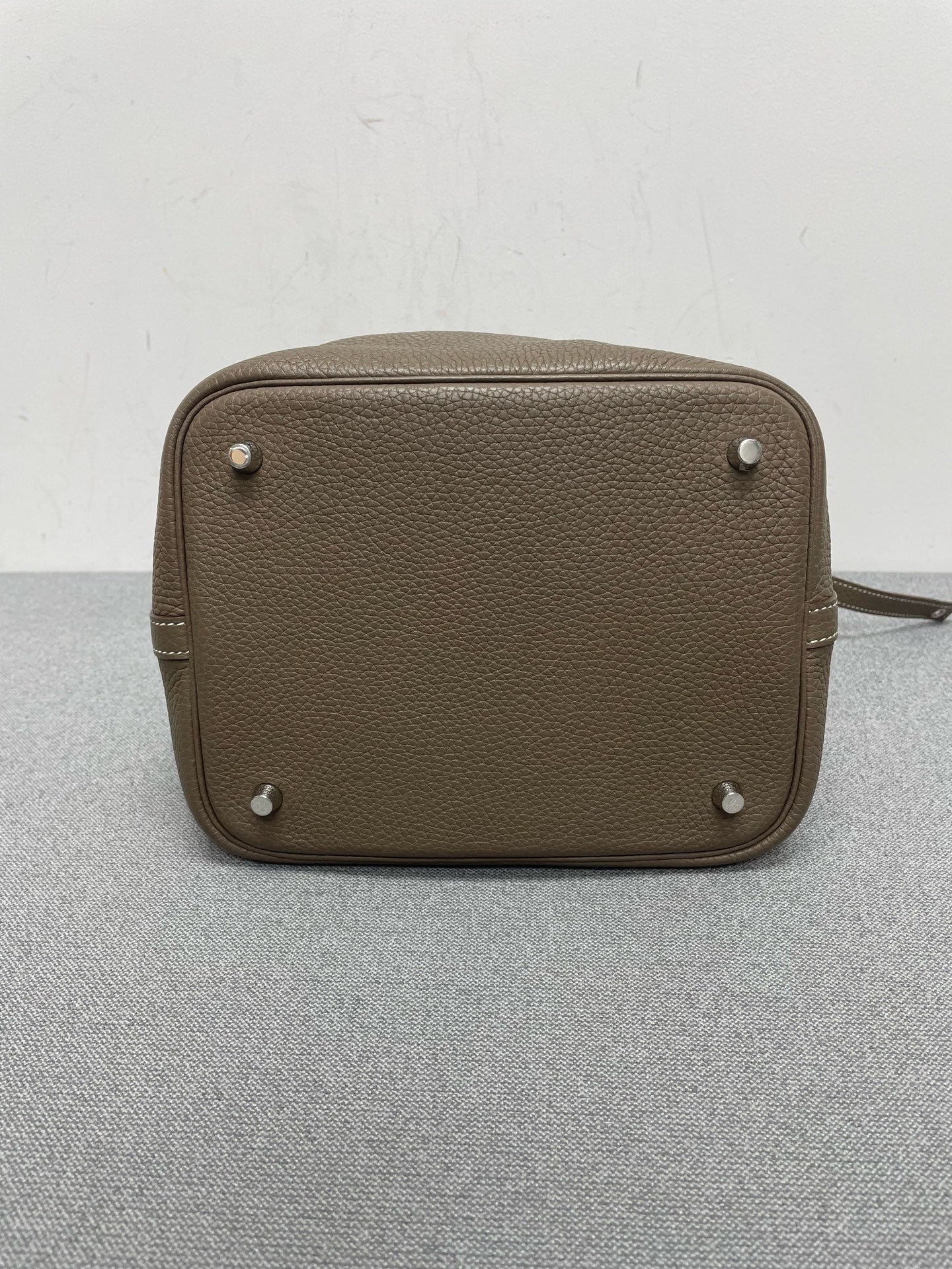 Hermès - Picotin Lock 22 - Leather - Grey - (Medium)
