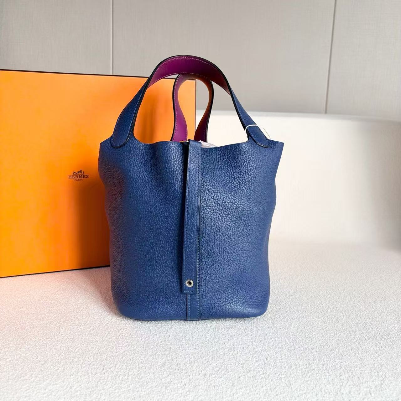 Hermes - Picotin Lock 22 - Taurillon Clemence leather - Deep Blue Anemone with Silver-Tone Hardware - (medium)