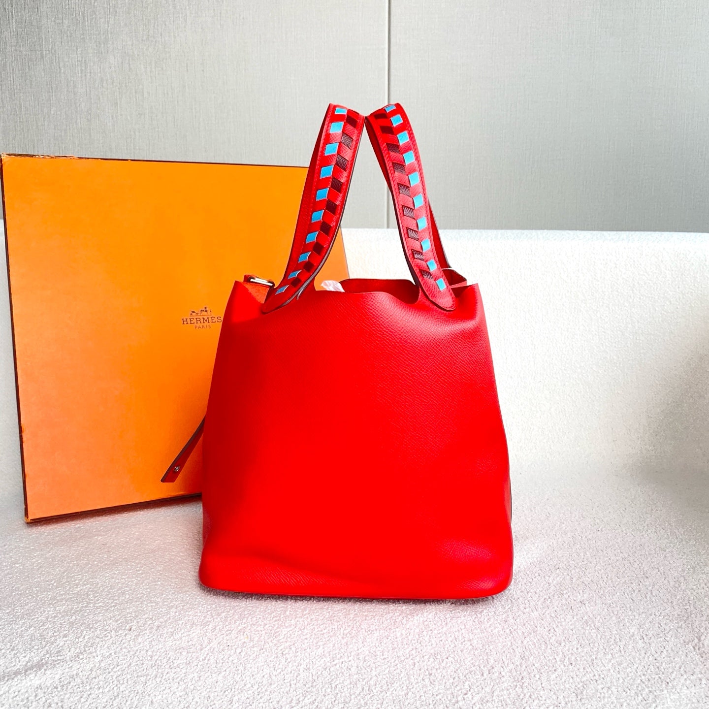 Hermès - Picotin Lock 22 with Woven Handle - Epsom leather - Red with Multicolor Woven Handle - (Medium)