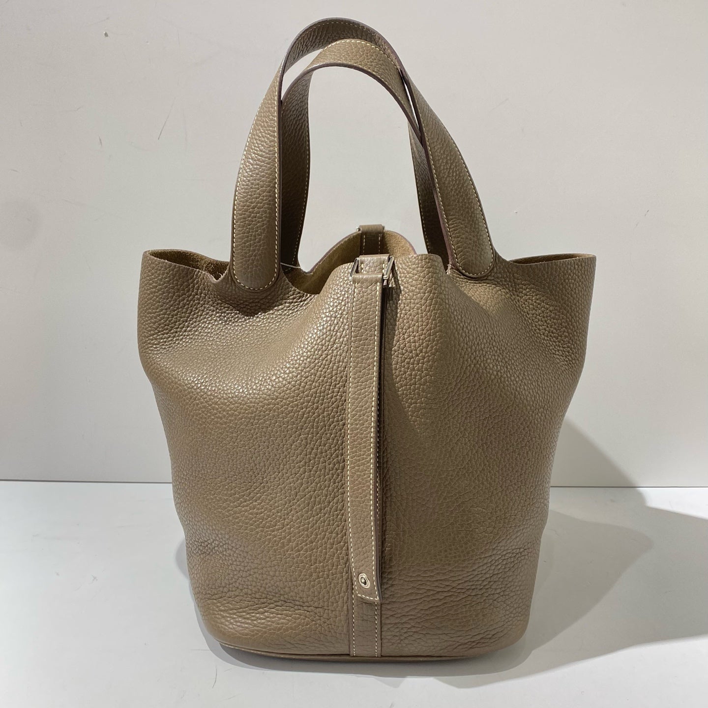 Hermès - Picotin Lock 26 - Togo leather - Elephant Grey - (medium)