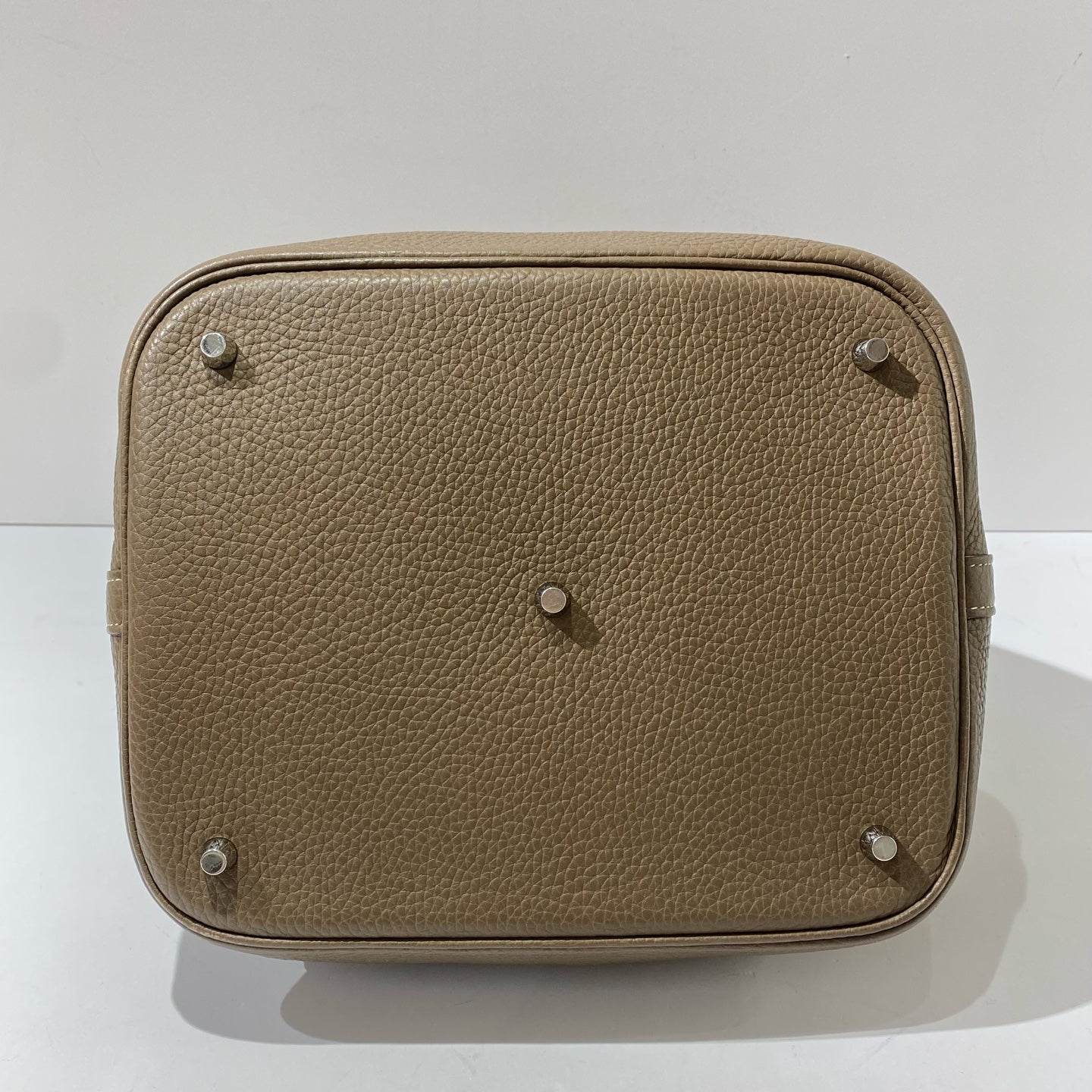 Hermès - Picotin Lock 26 - Togo leather - Elephant Grey - (medium)