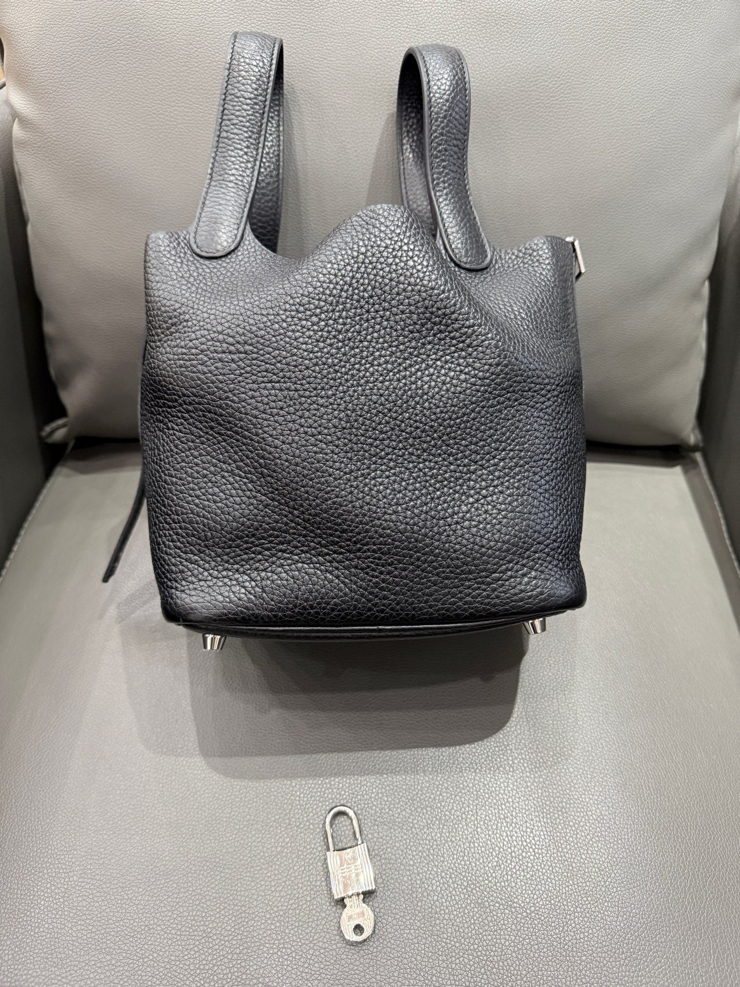Hermès - Picotin Lock - Leather - Black - (mini)