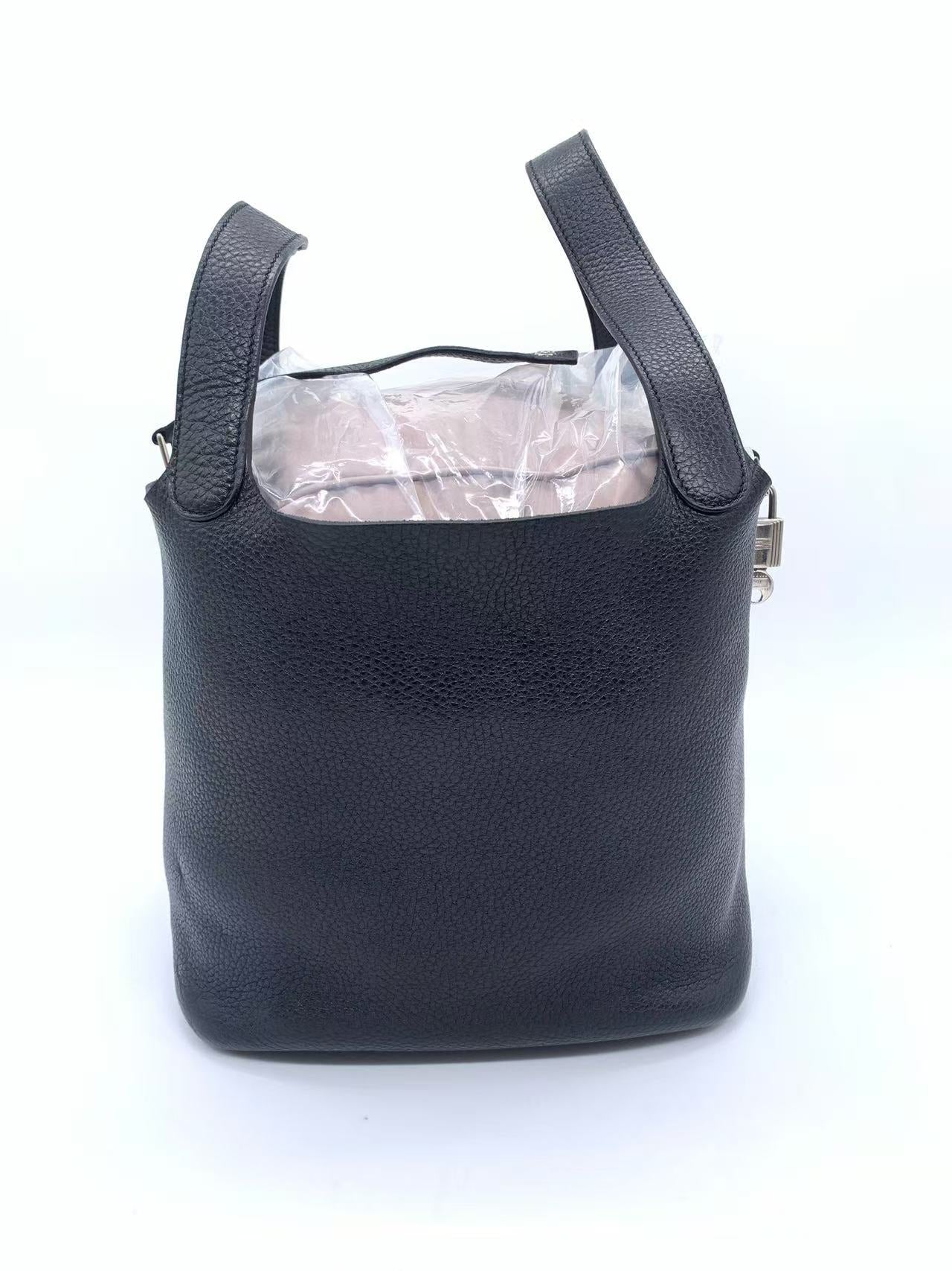 Hermès - Picotin Lock - Taurillon Clemence leather - Black - (22)