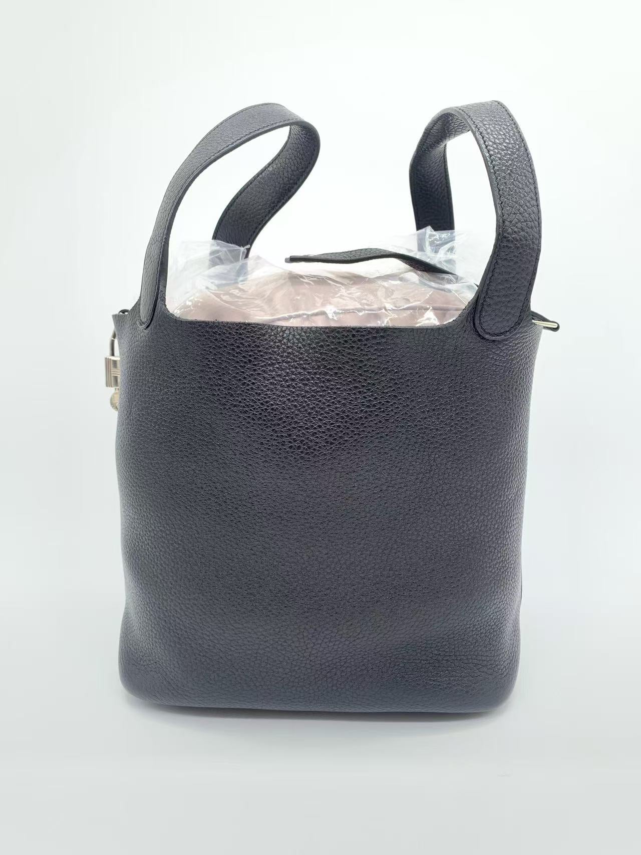 Hermès - Picotin Lock - Taurillon Clemence leather - Black - (22)