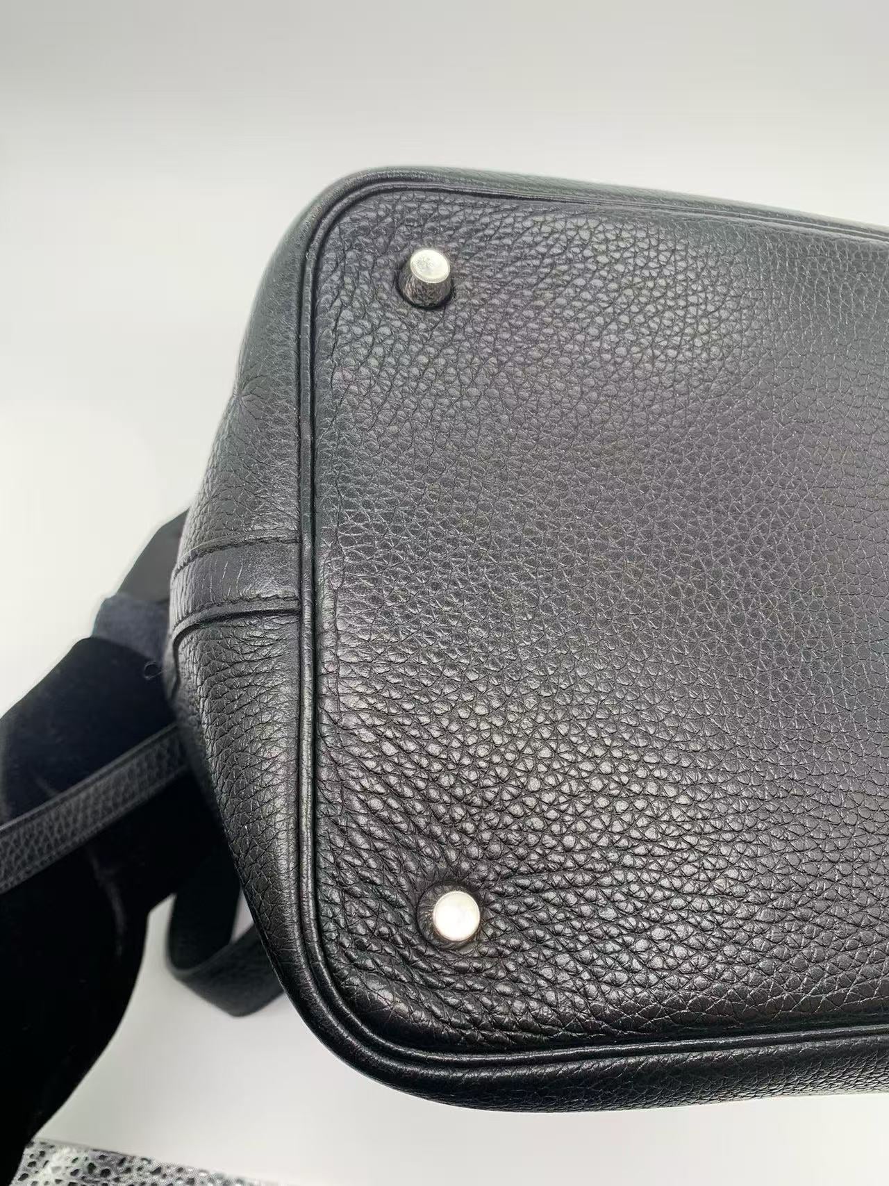Hermès - Picotin Lock - Taurillon Clemence leather - Black - (22)