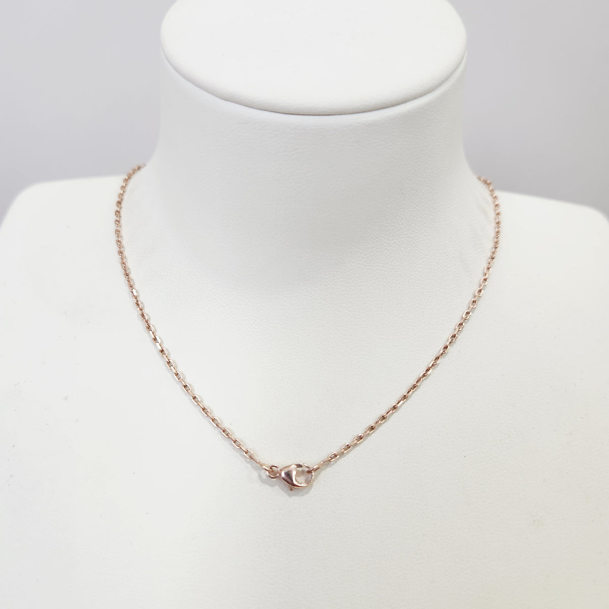 Hermes - Pop H Large - Black lacquered pendant with gold-tone metal chain and trim. - Multicolour - (Large)