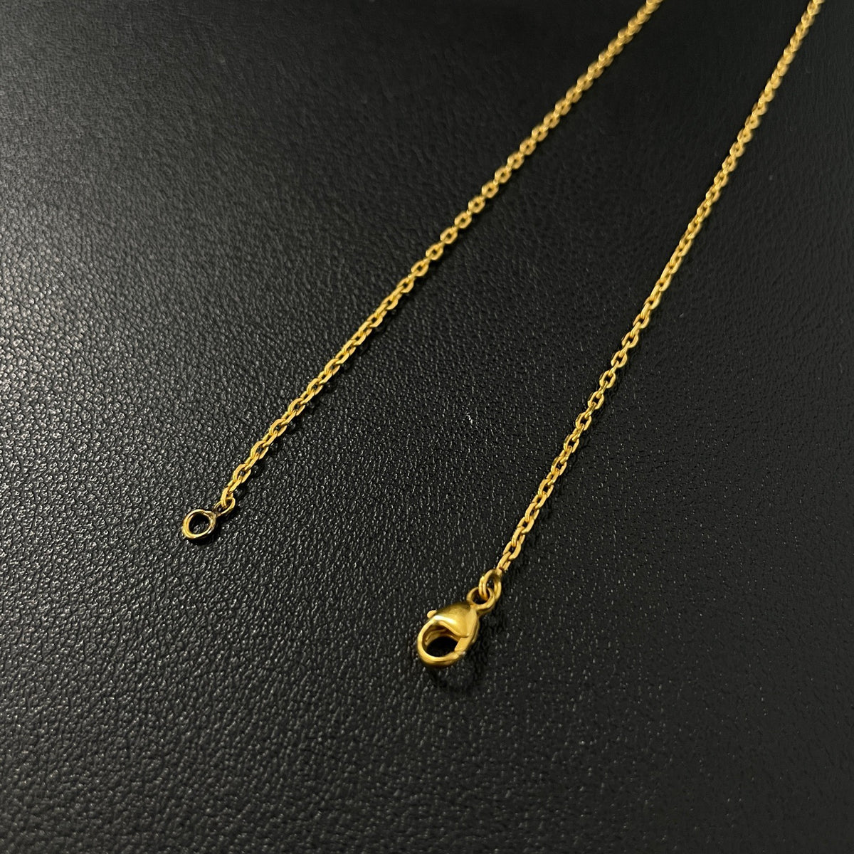 Hermes - Pop H Large - Metal with an orange lacquer pendant and gold-tone finish; exact metal composition is unspecified. - Orange - (40 cm)