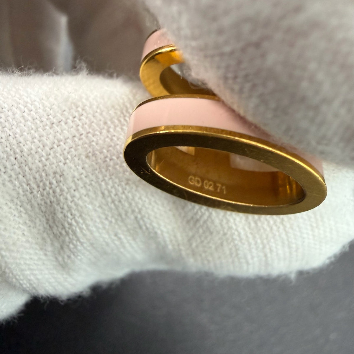 Hermes - Pop H - Metal pendant with pink enamel and a rose-gold-tone chain. - Multicolour - (41)