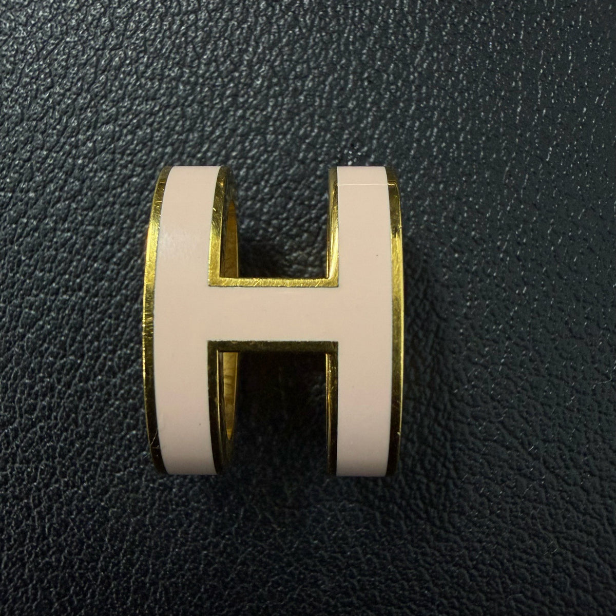Hermes - Pop H - Metal pendant with pink enamel and a rose-gold-tone chain. - Multicolour - (41)